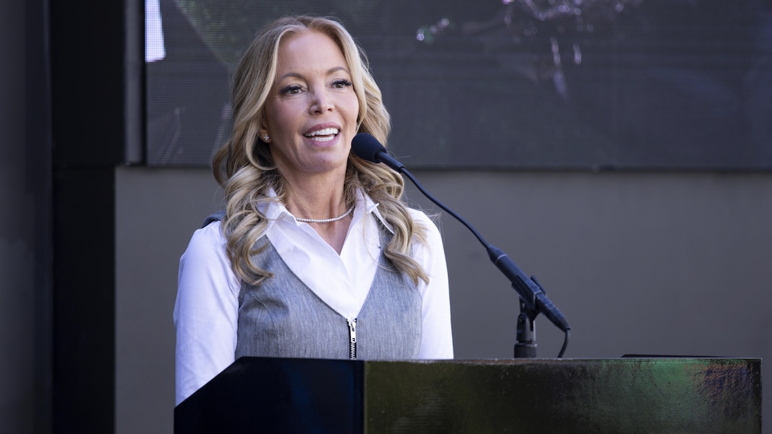 Jeanie Buss Opposes Reported Sale of Familys Lakers Stake to Bob Iger Josh Kushner  Bleacher Report