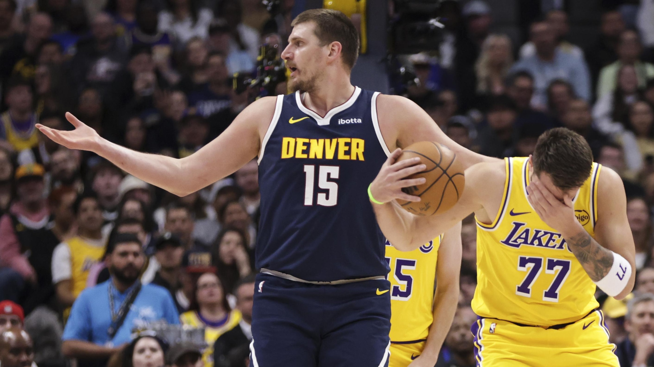 Los Angeles Lakers v Denver Nuggets