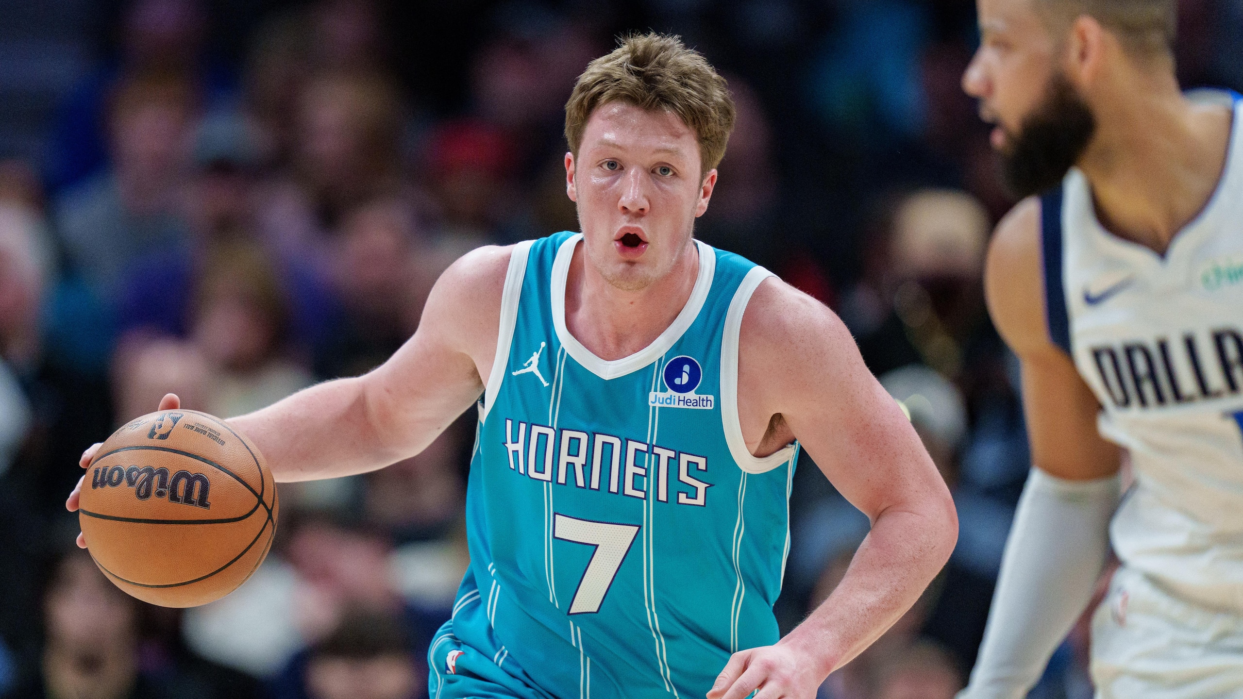 Dallas Mavericks v Charlotte Hornets Dallas Mavericks v Charlotte Hornets