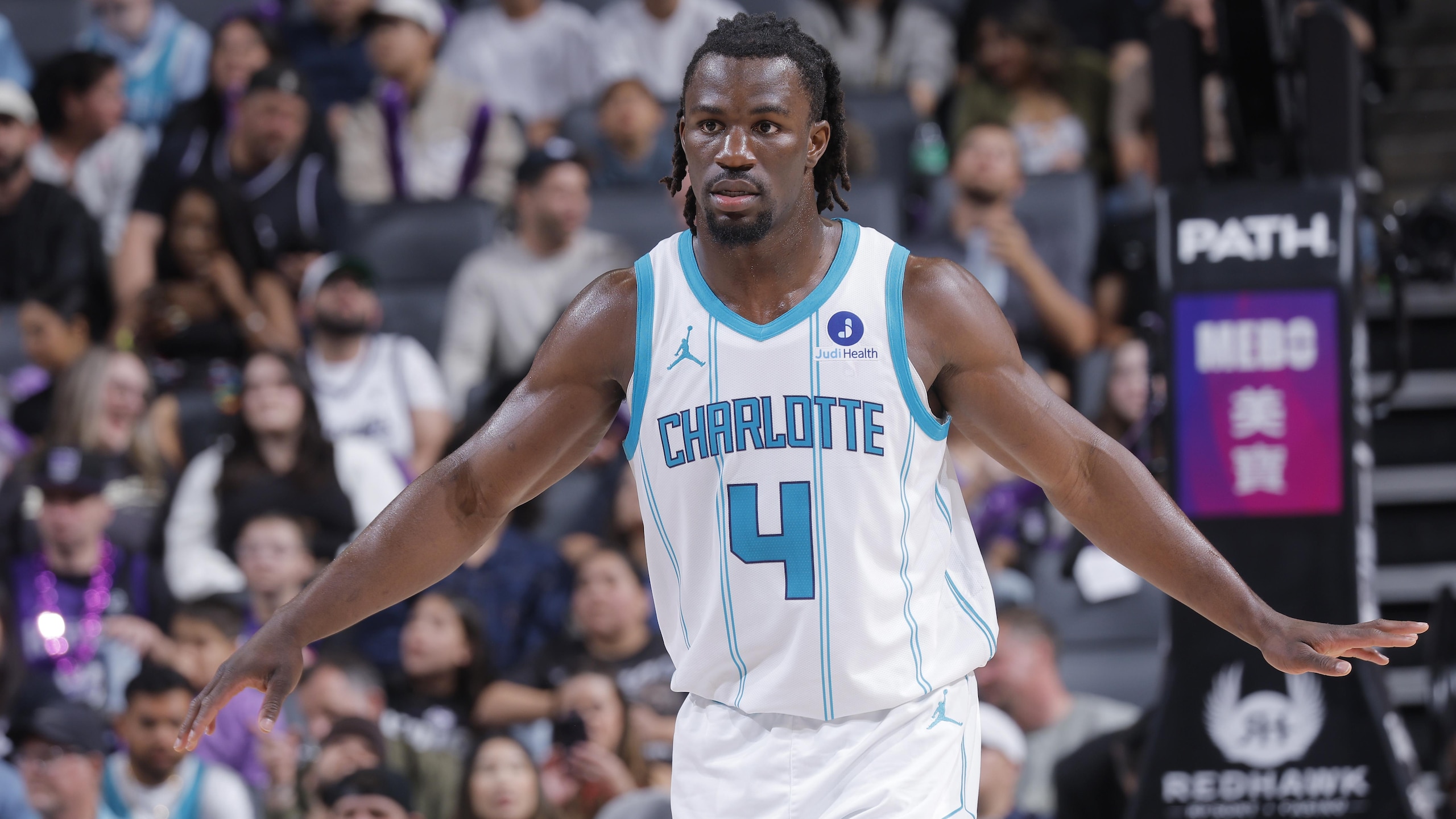 Charlotte Hornets v Sacramento Kings Charlotte Hornets v Sacramento Kings