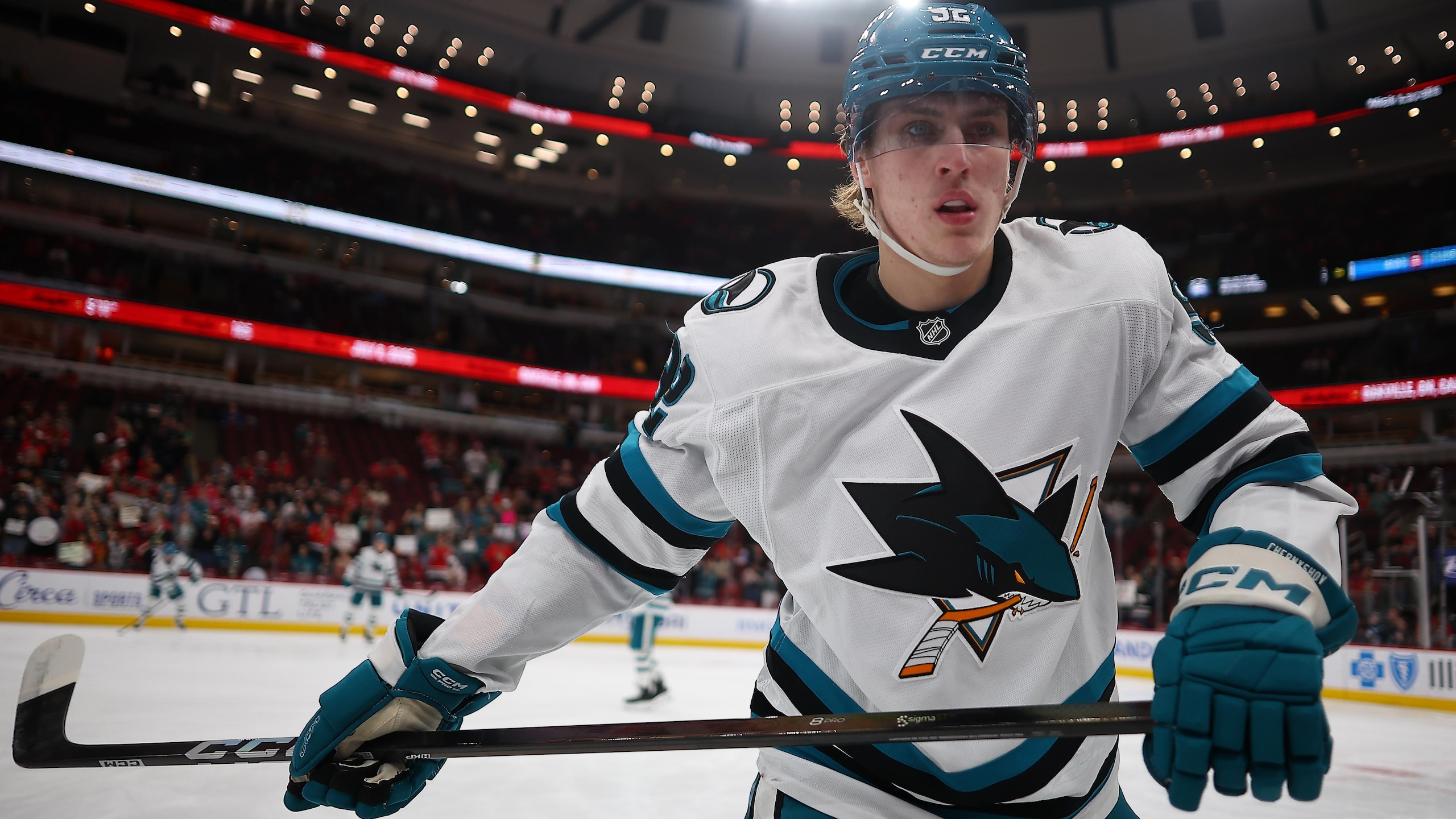 NHL: APR 15 Sharks at Blackhawks