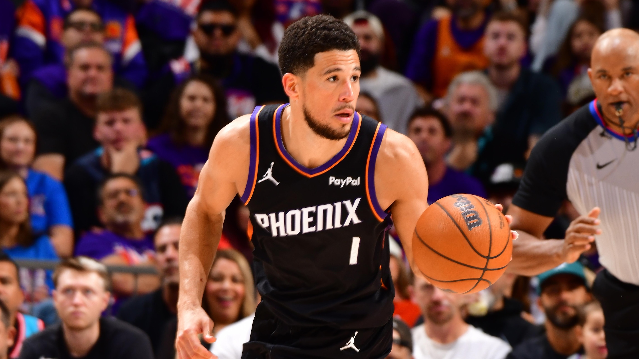 Oklahoma City Thunder v Phoenix Suns - Game Three Oklahoma City Thunder v Phoenix Suns - Game Three
