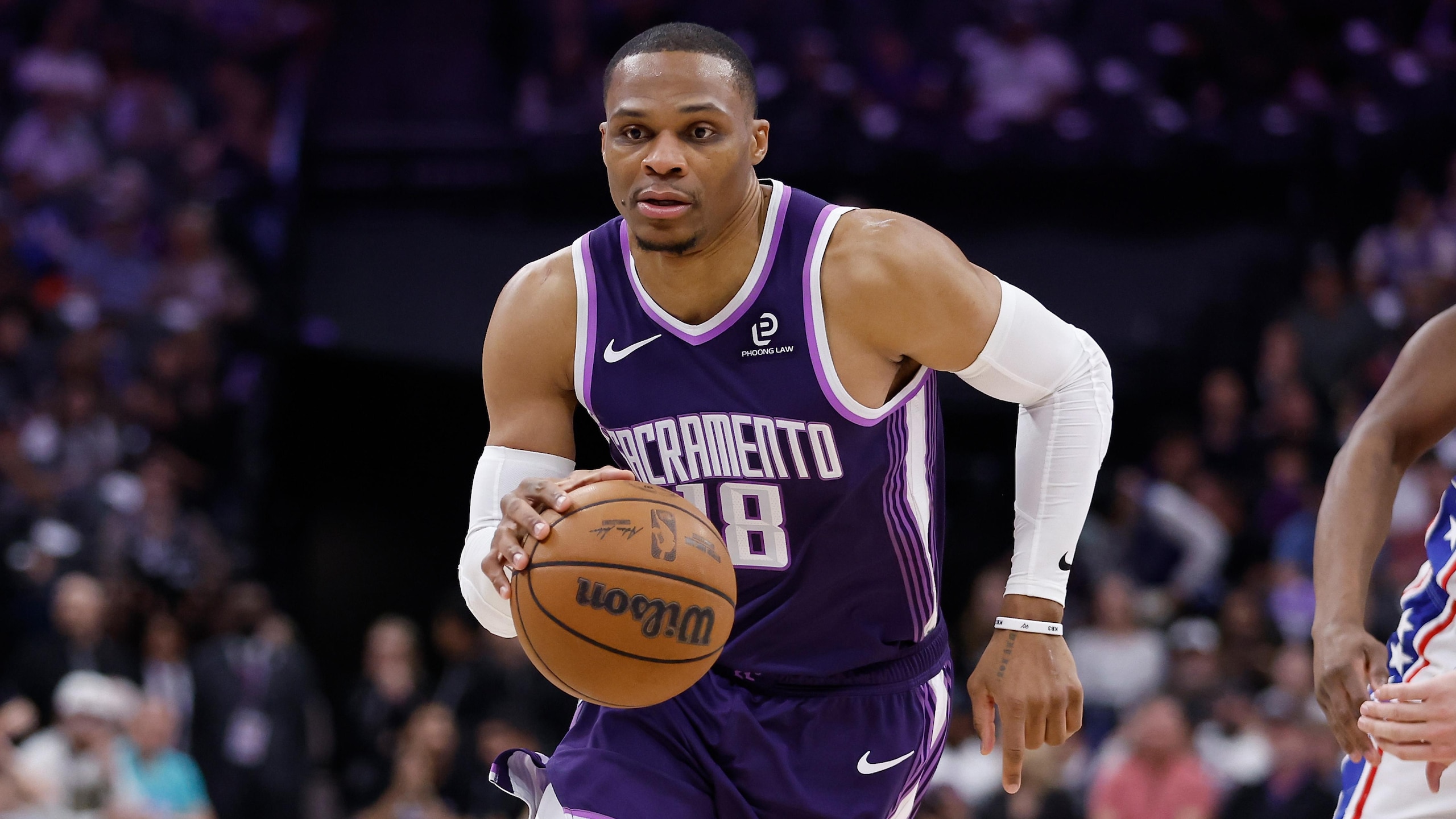 Philadelphia 76ers v Sacramento Kings