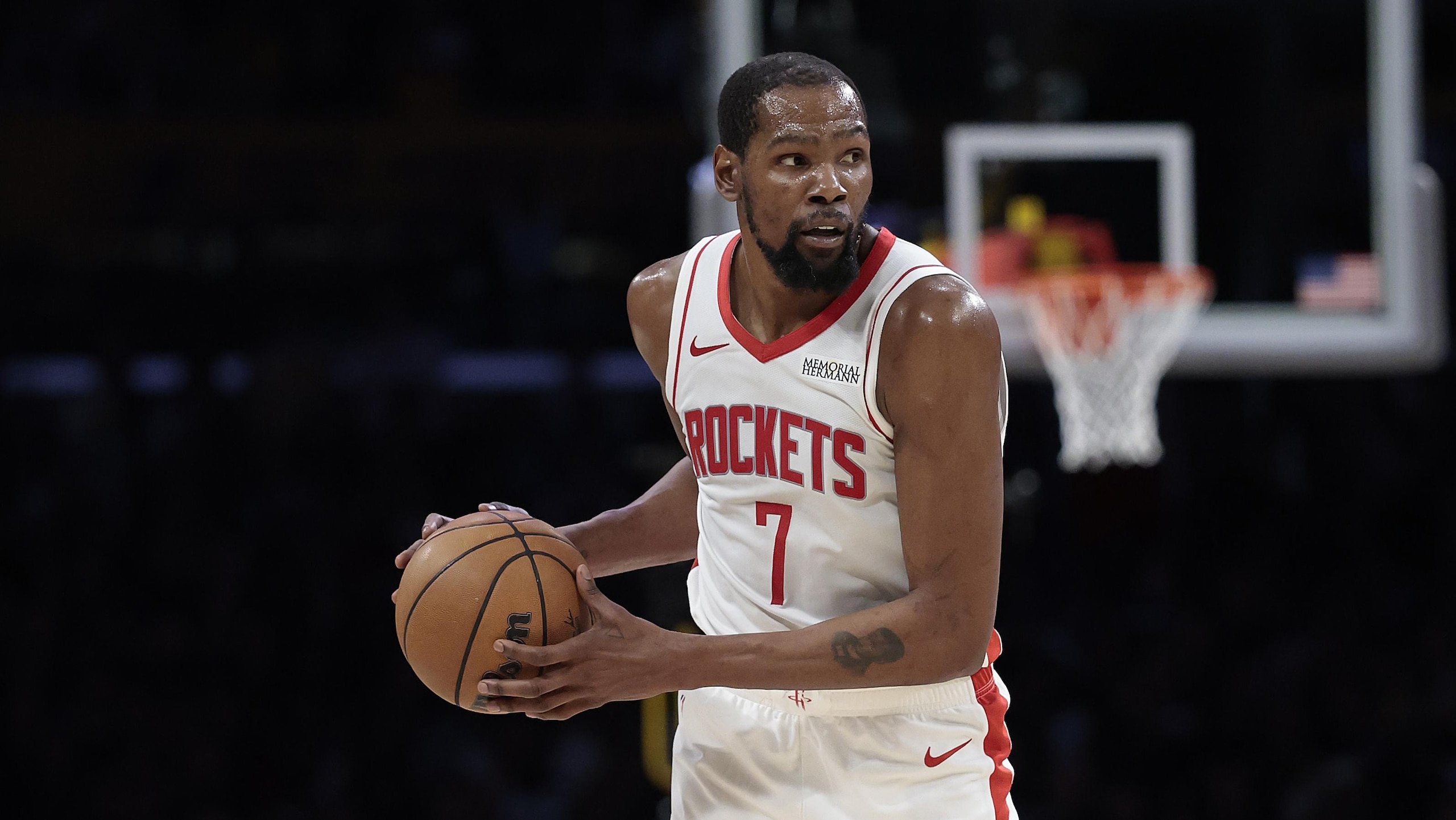 Houston Rockets v Los Angeles Lakers - Game Two Houston Rockets v Los Angeles Lakers - Game Two