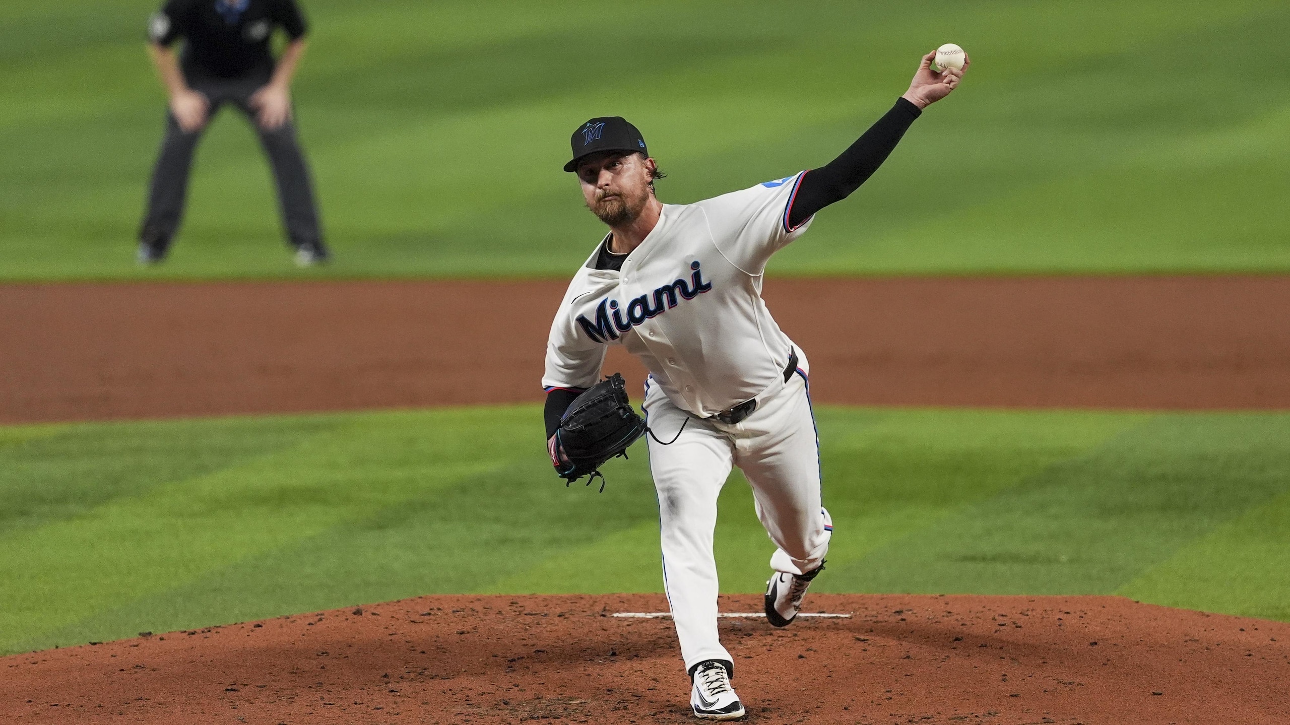 Atlanta Braves v Miami Marlins