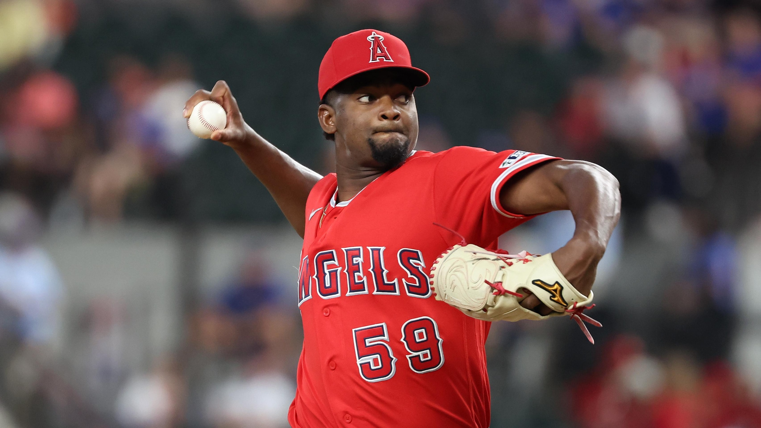 Los Angeles Angels v Texas Rangers