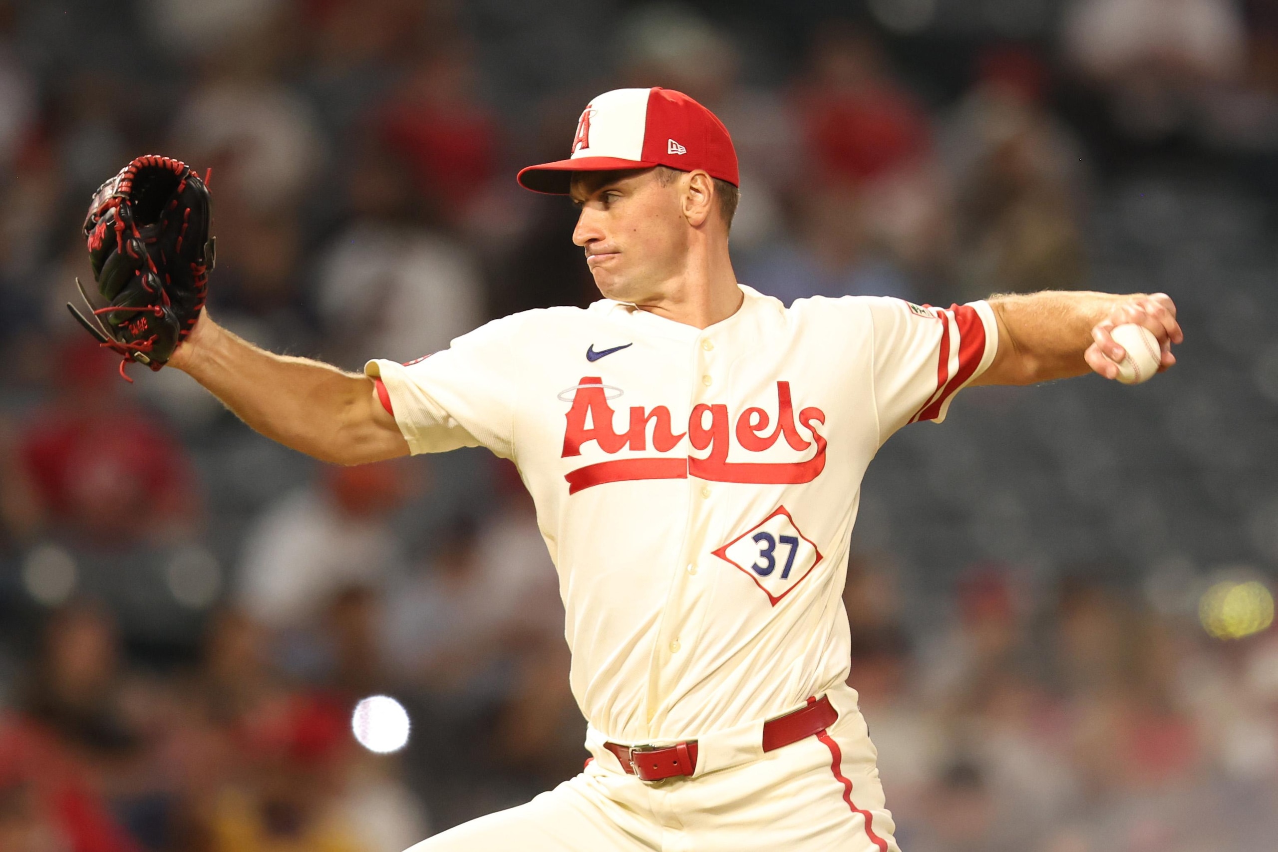 Houston Astros v Los Angeles Angels