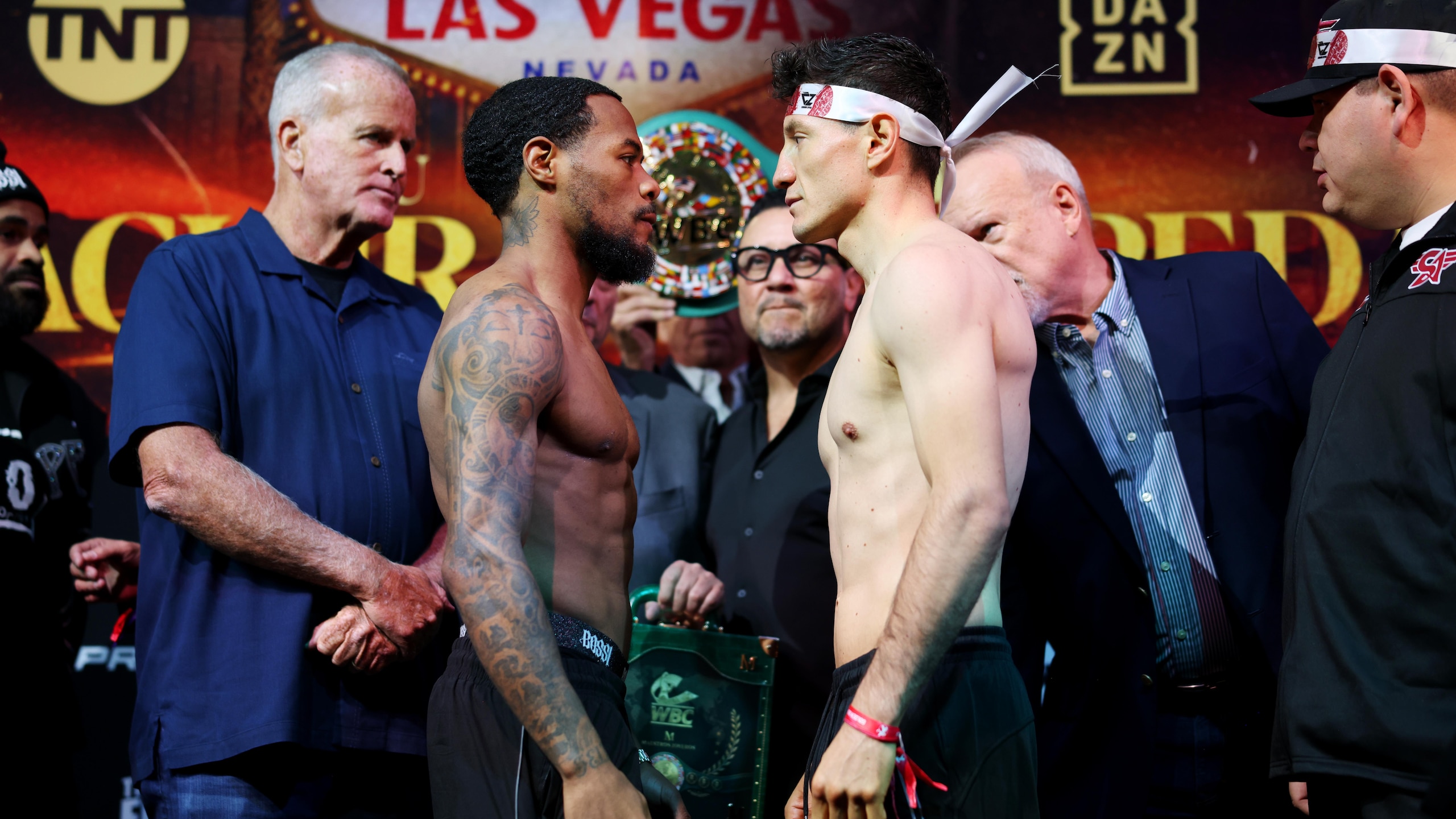 William Zepeda v Lamont Roach - Weigh-in