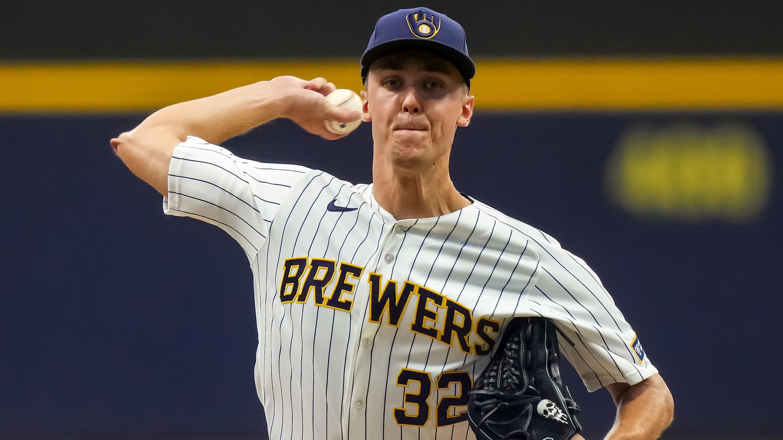 Minnesota Twins v Milwaukee Brewers Minnesota Twins v Milwaukee Brewers