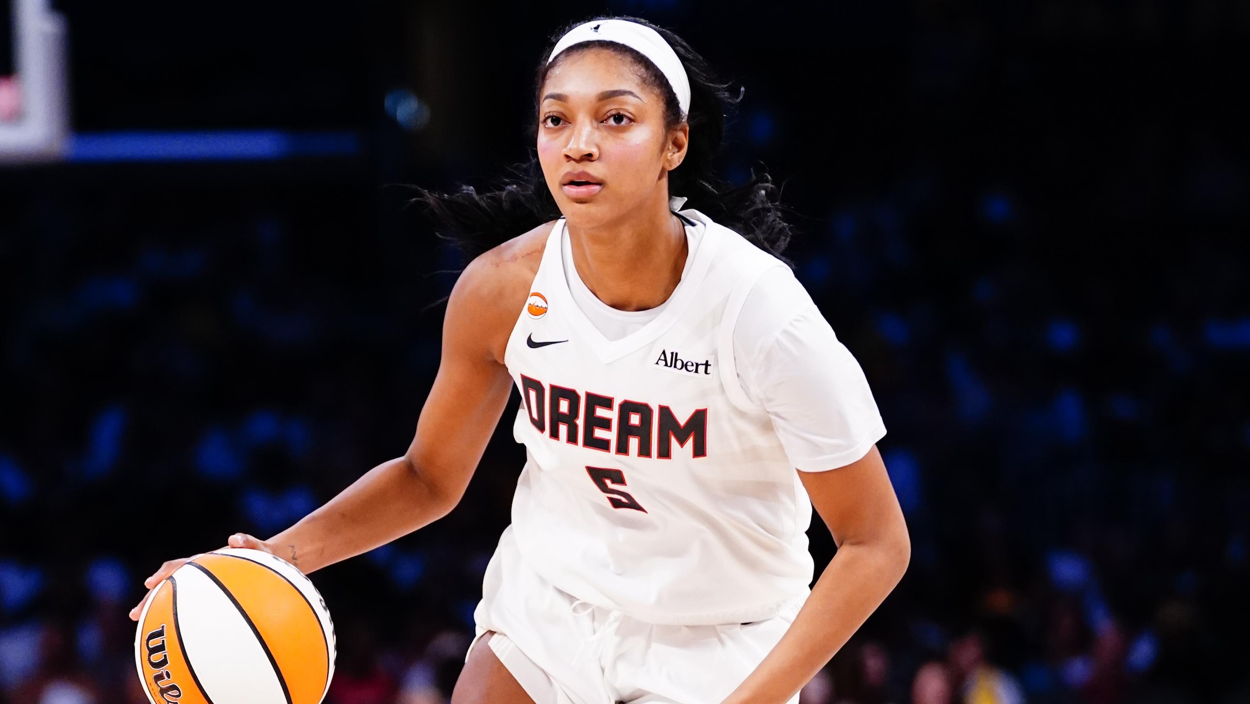 Atlanta Dream v Los Angeles Sparks