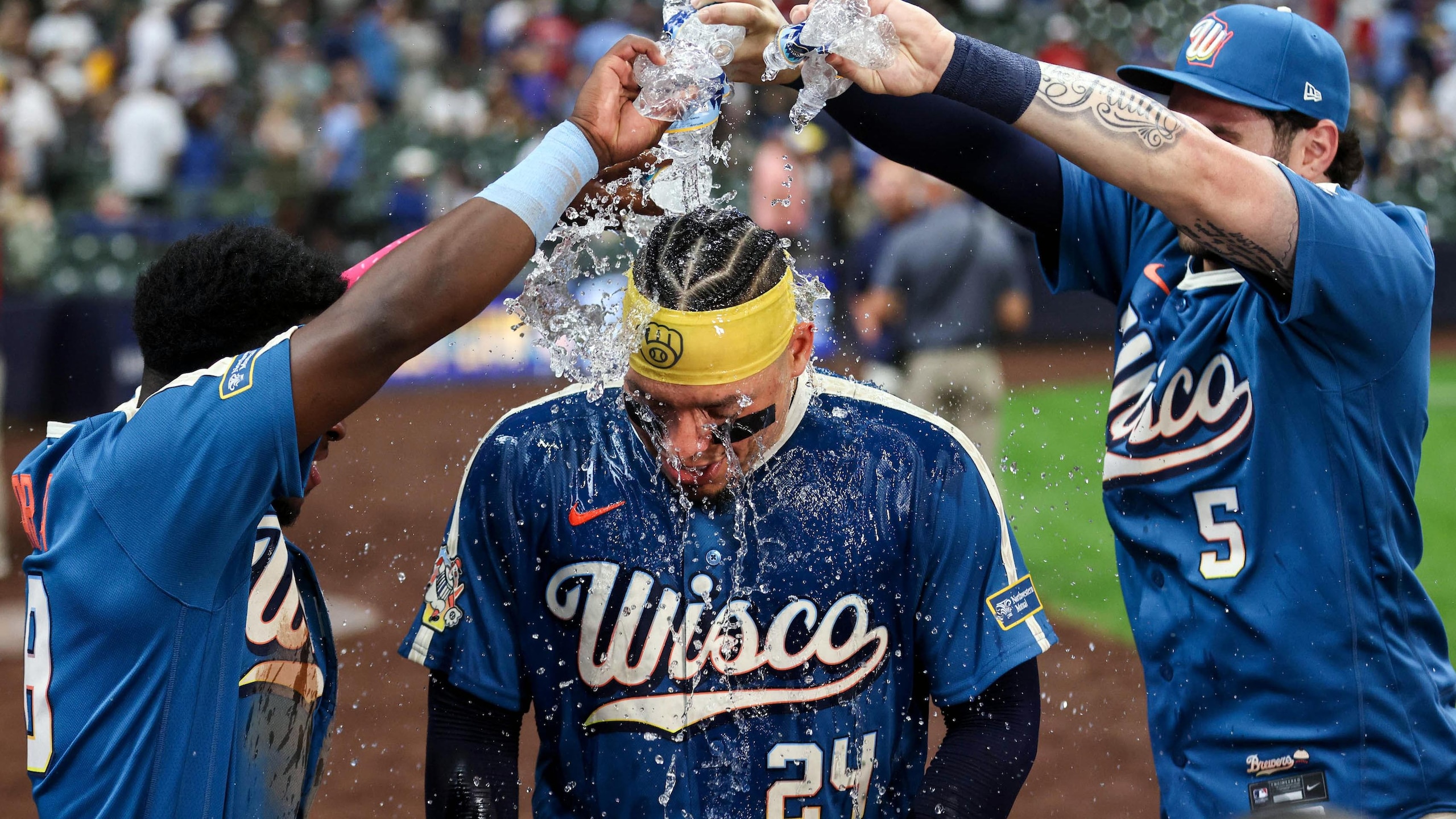 Atlanta Braves v. Milwaukee Brewers