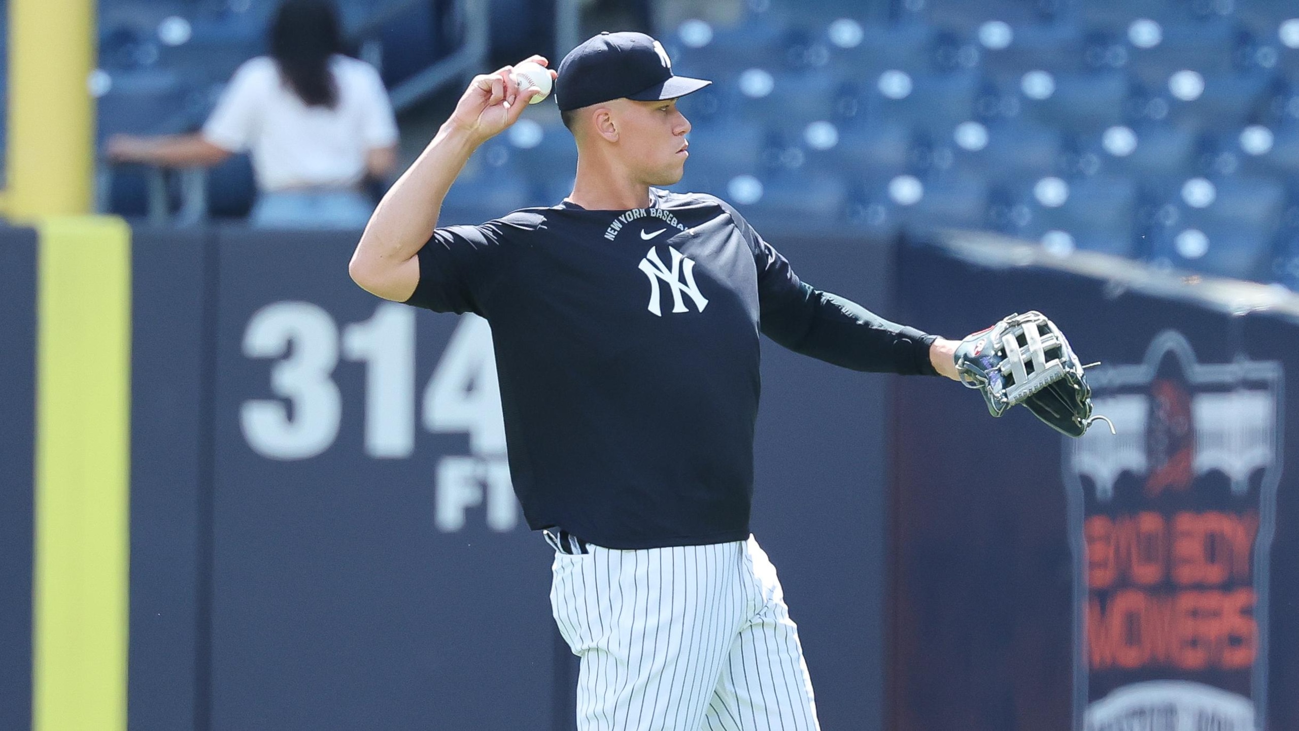 MLB: AUG 23 Blue Jays at Yankees MLB: AUG 23 Blue Jays at Yankees