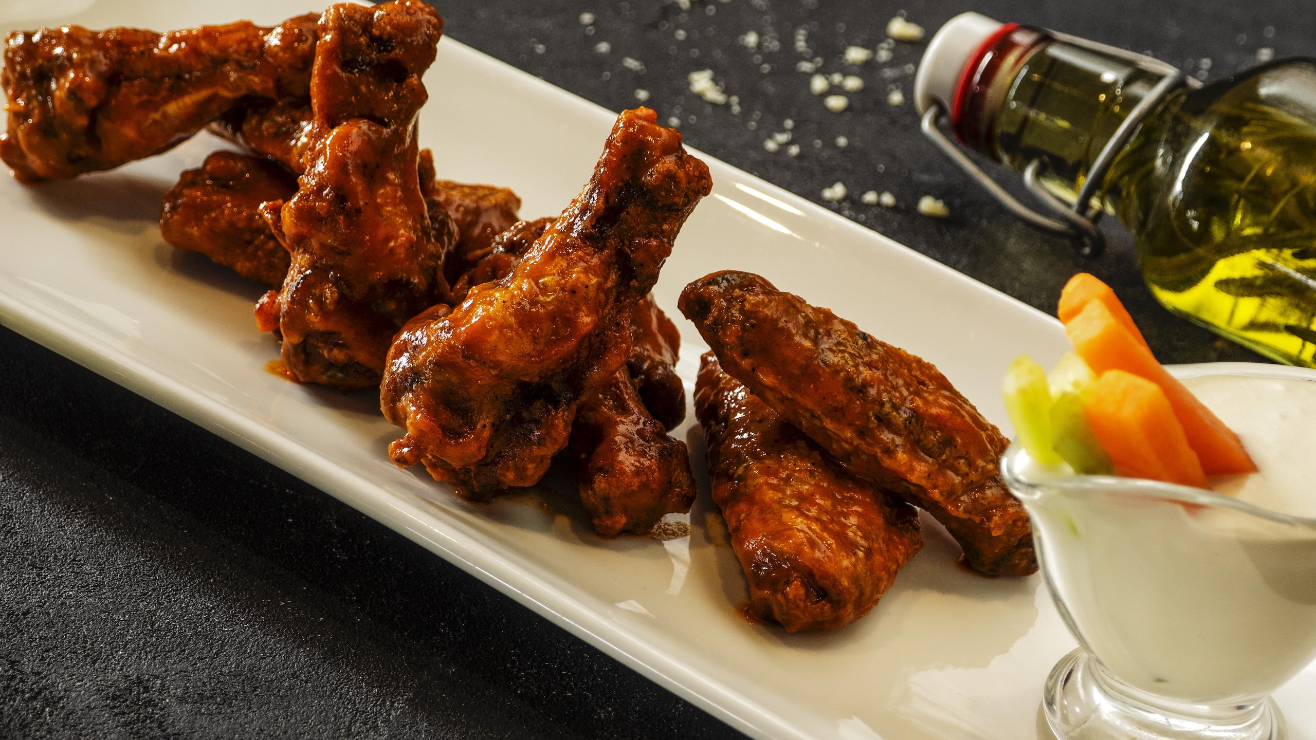 Buffalo chicken wings barbecue with sauce Buffalo chicken wings barbecue with sauce