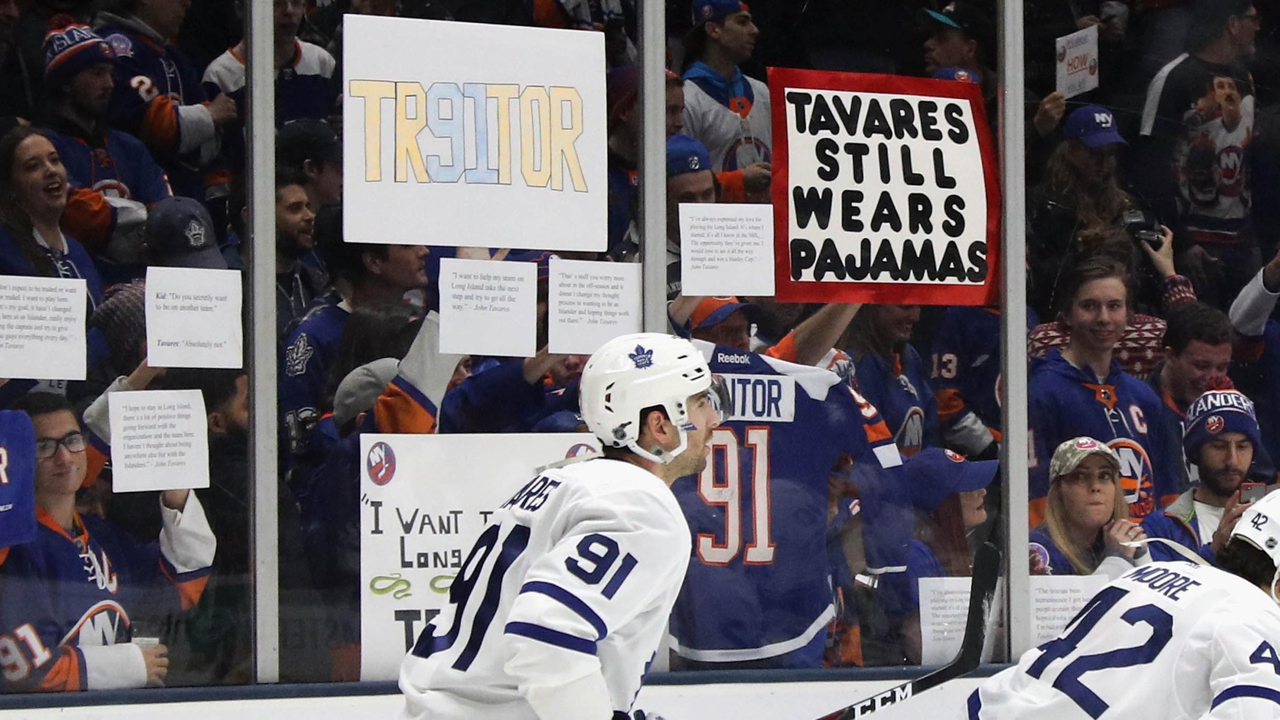 Toronto Maple Leafs v New York Islanders Toronto Maple Leafs v New York Islanders