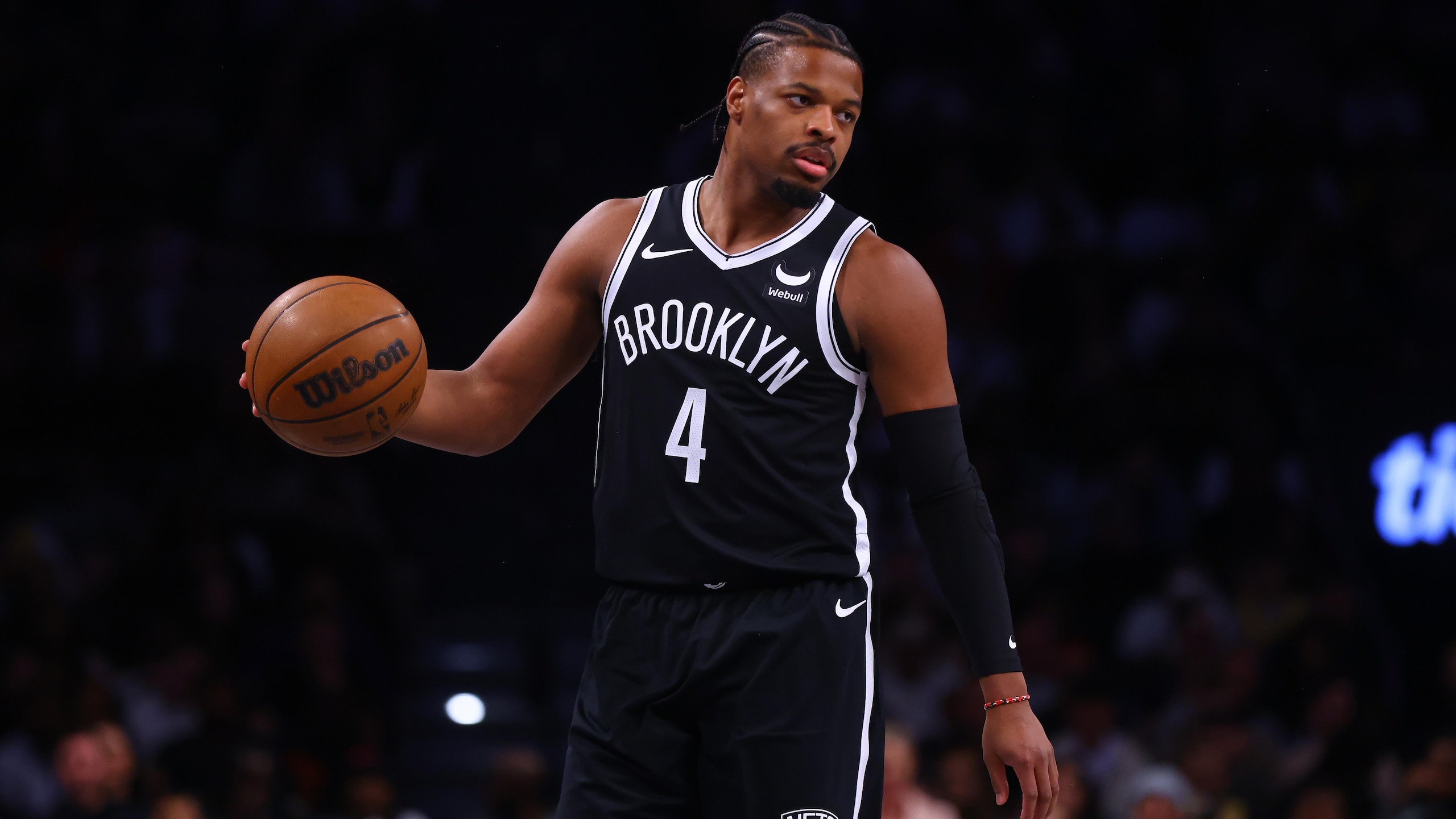 Los Angeles Lakers v Brooklyn Nets