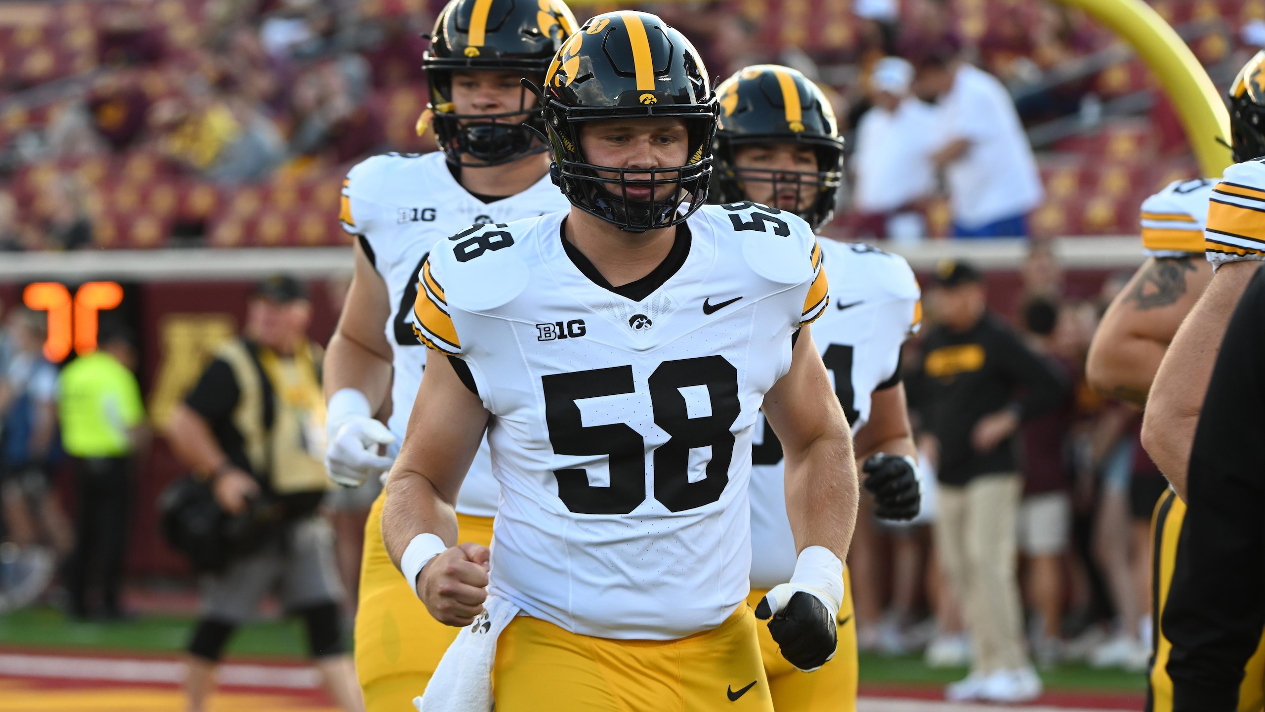 COLLEGE FOOTBALL: SEP 21 Iowa at Minnesota COLLEGE FOOTBALL: SEP 21 Iowa at Minnesota