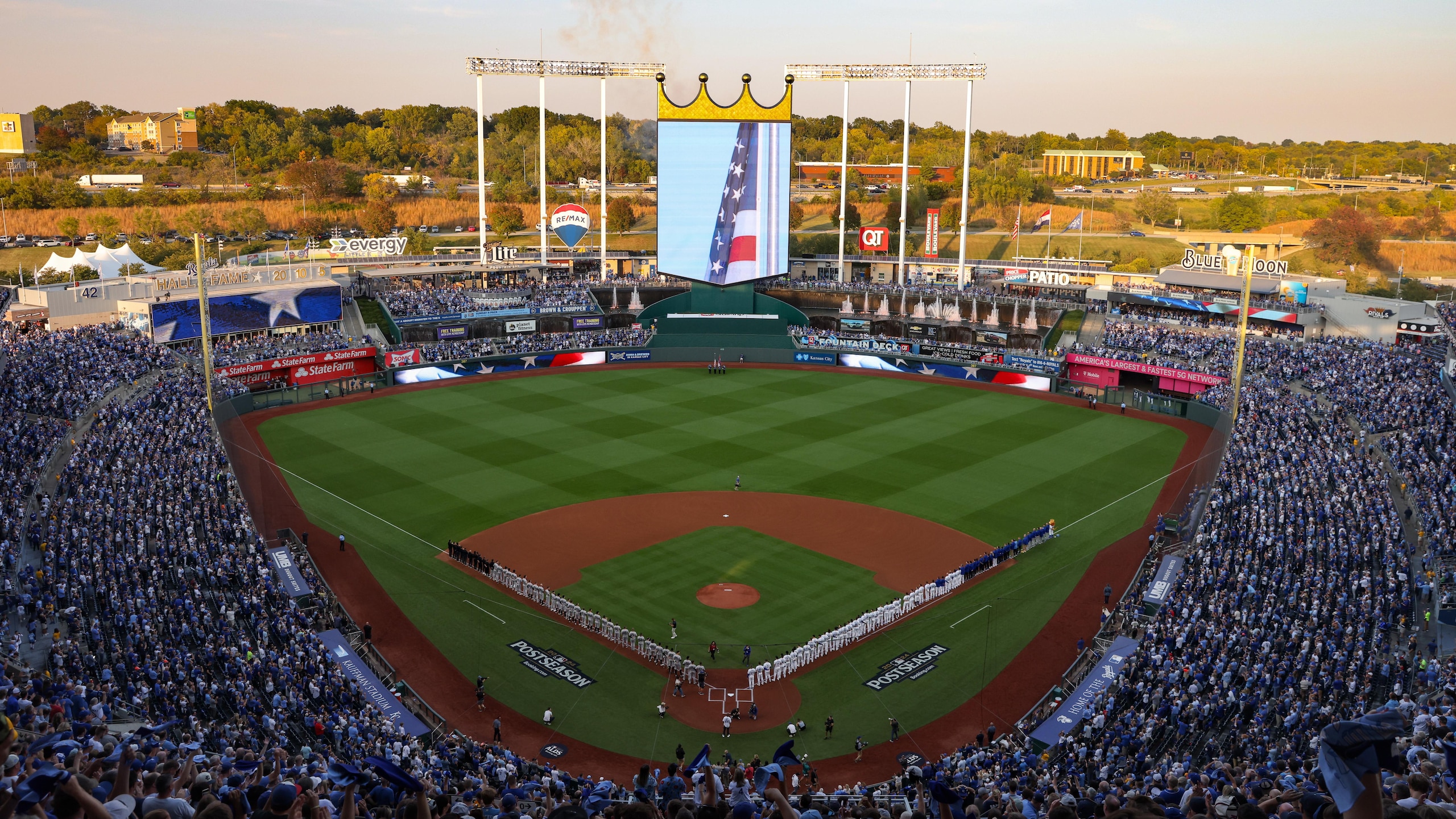 MLB: OCT 09 ALDS Yankees at Royals