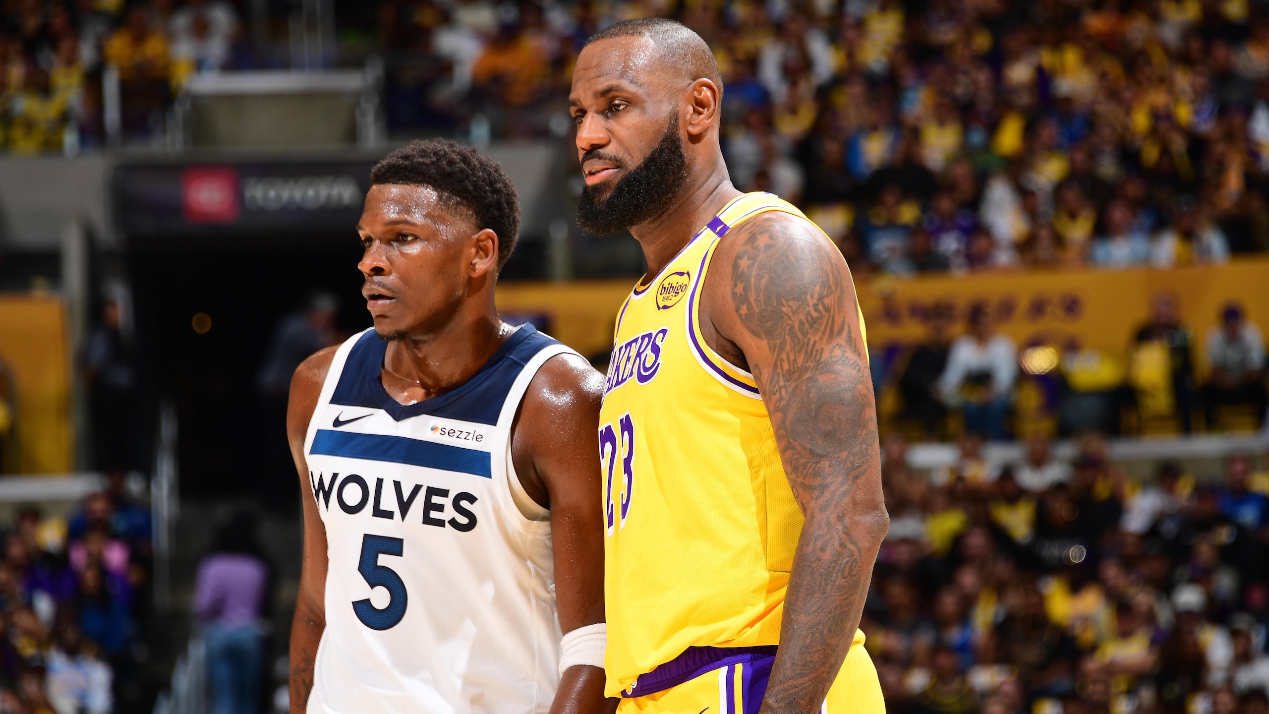 Minnesota Timberwolves v Los Angeles Lakers