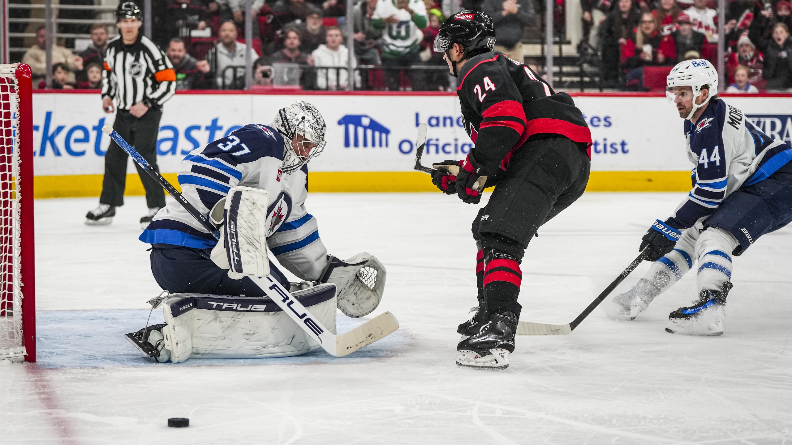 Winnipeg Jets v Carolina Hurricanes