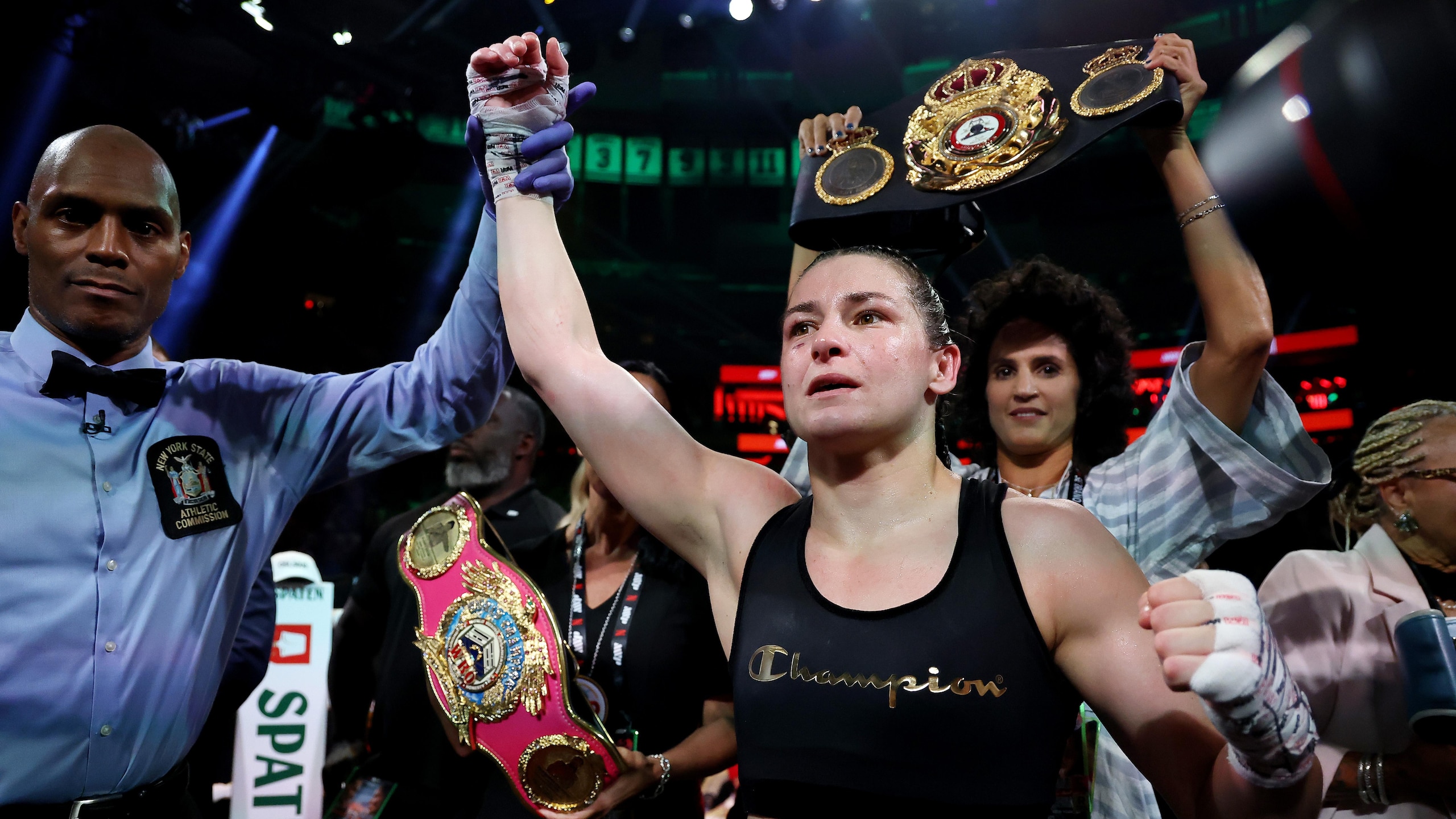 Netflix's Katie Taylor vs Amanda Serrano 3 - Historic All-Women Fight Card at Madison Square Garden