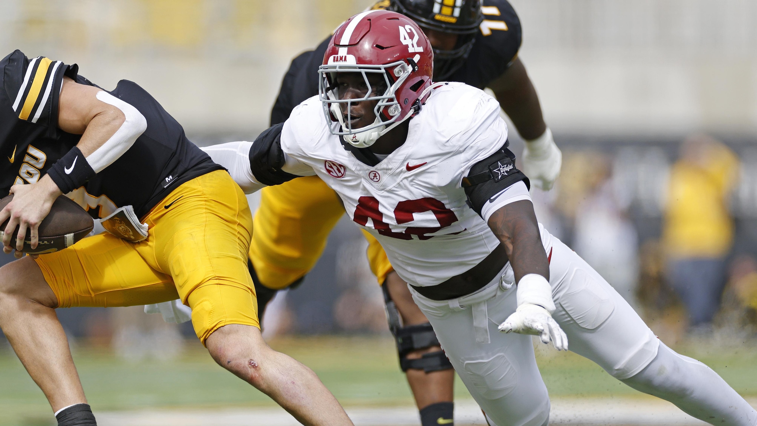 COLLEGE FOOTBALL: OCT 11 Alabama at Missouri COLLEGE FOOTBALL: OCT 11 Alabama at Missouri