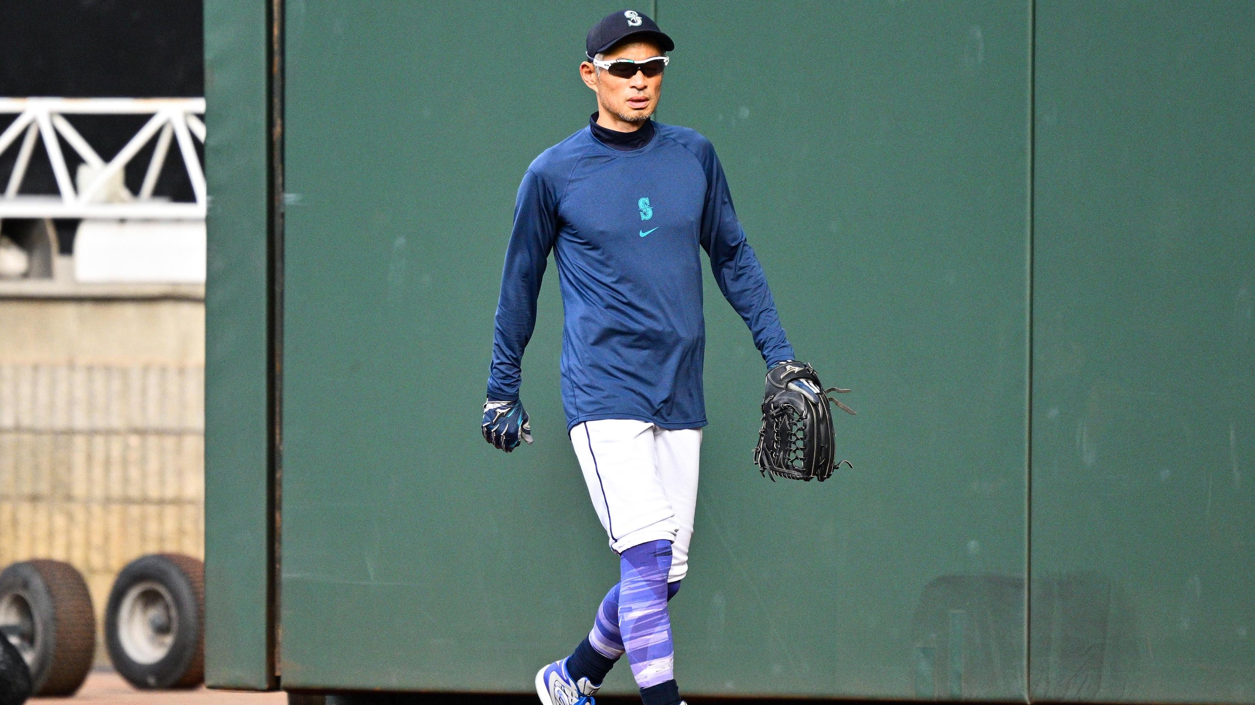Championship Series - Toronto Blue Jays v Seattle Mariners - Game 3 Championship Series - Toronto Blue Jays v Seattle Mariners - Game 3