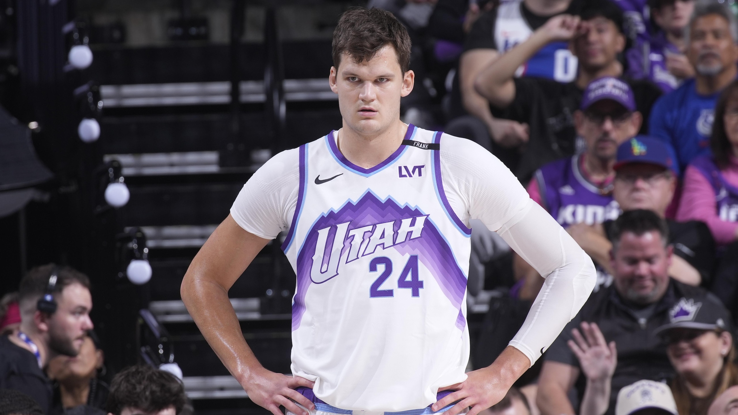 Utah Jazz v Sacramento Kings
