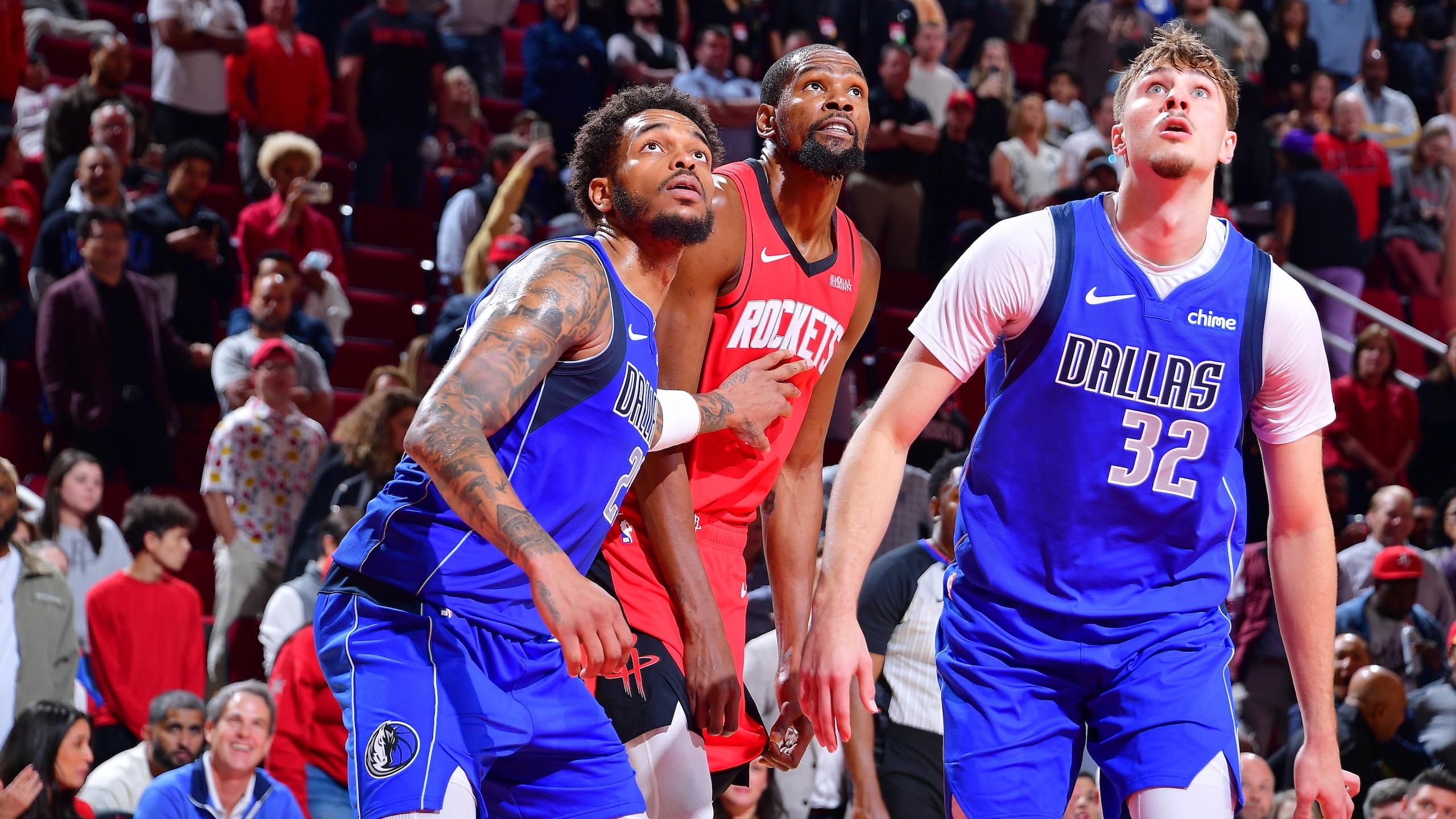 Dallas Mavericks v Houston Rockets