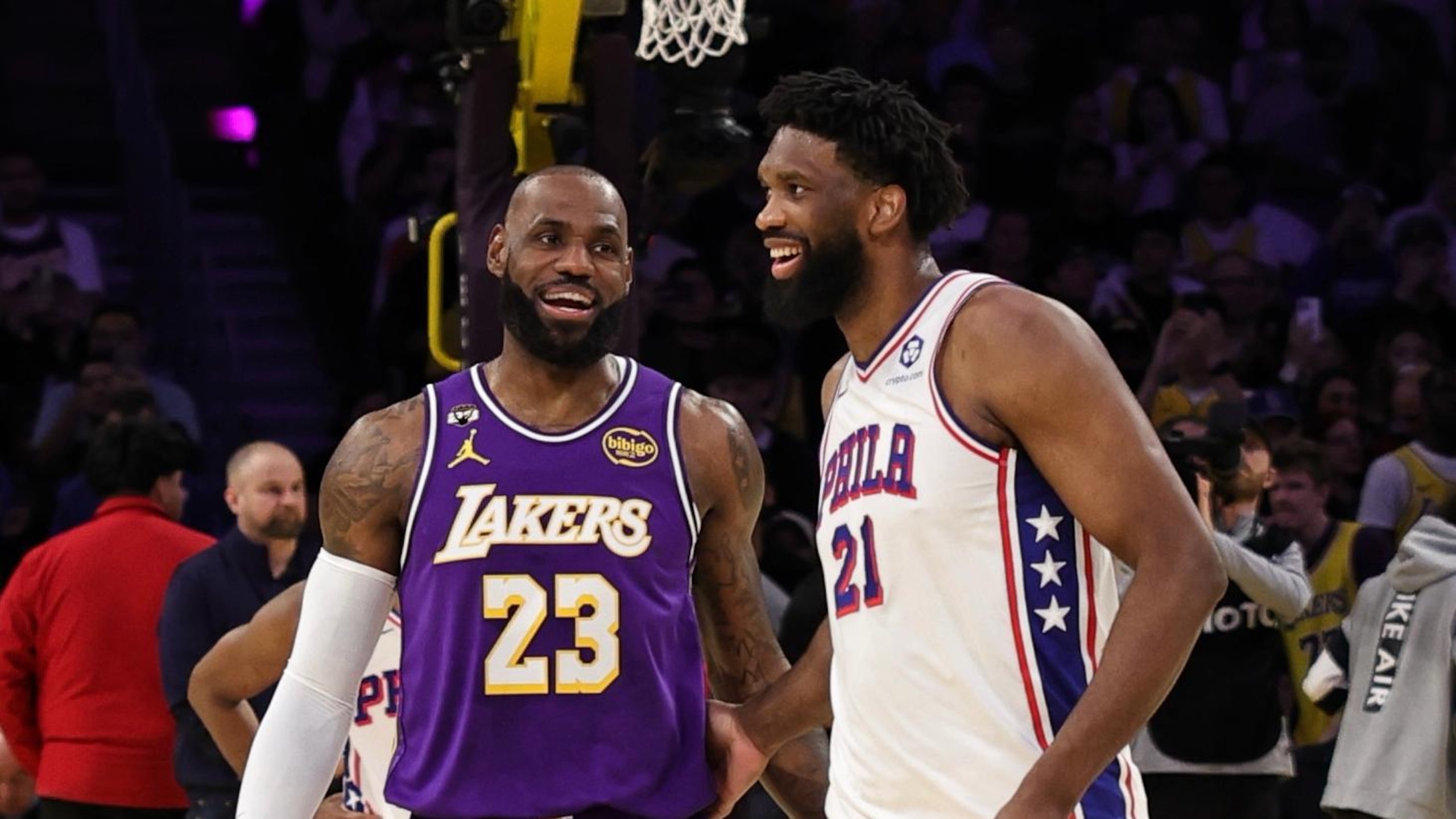 Philadelphia 76ers v Los Angeles Lakers