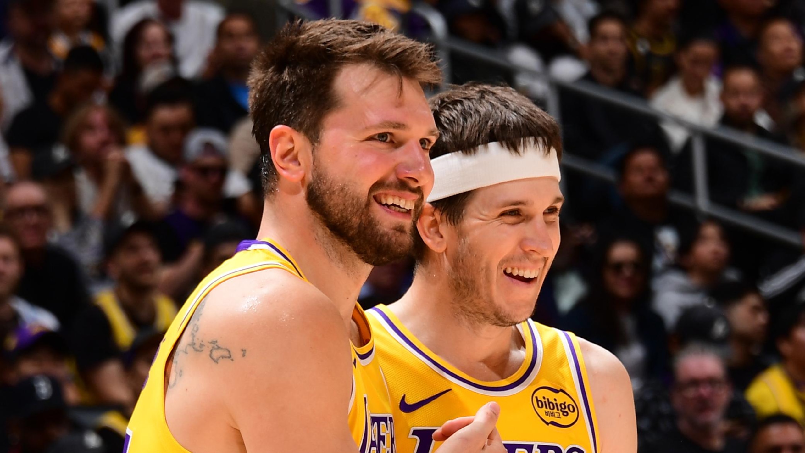 Chicago Bulls v Los Angeles Lakers