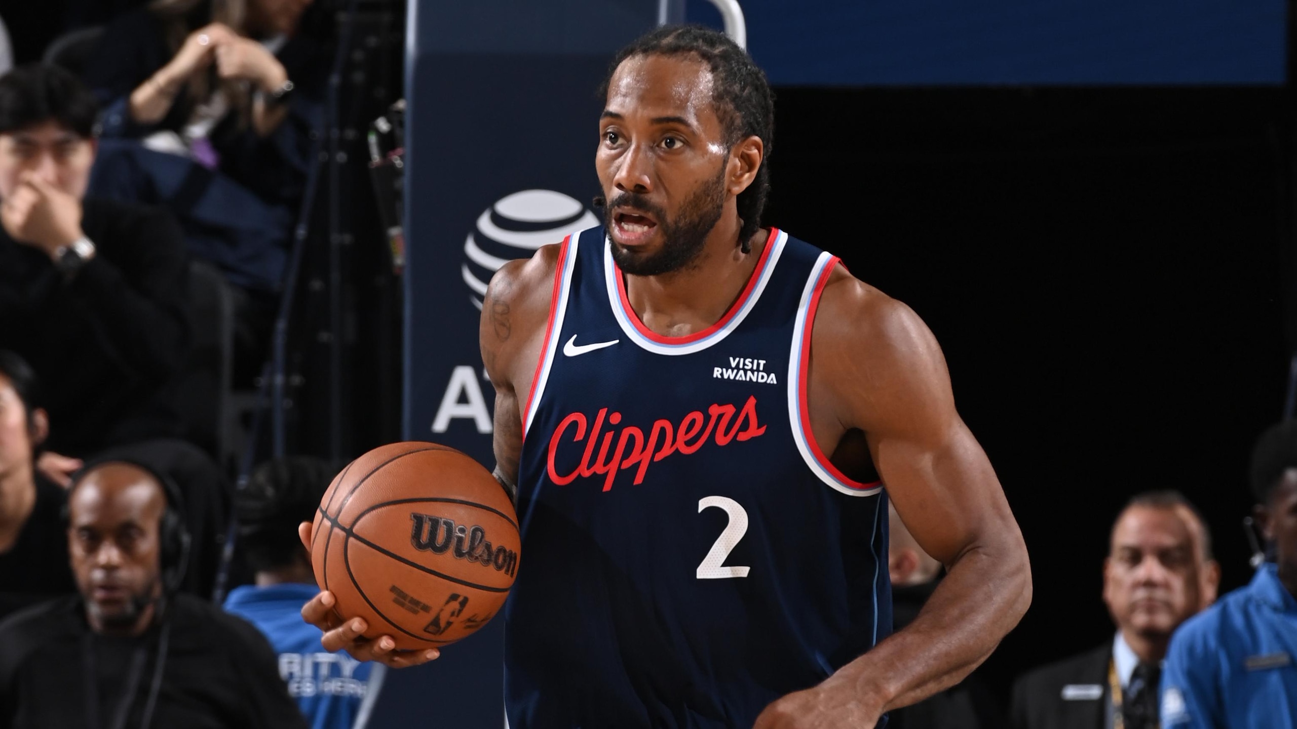 Toronto Raptors v Los Angeles Clippers