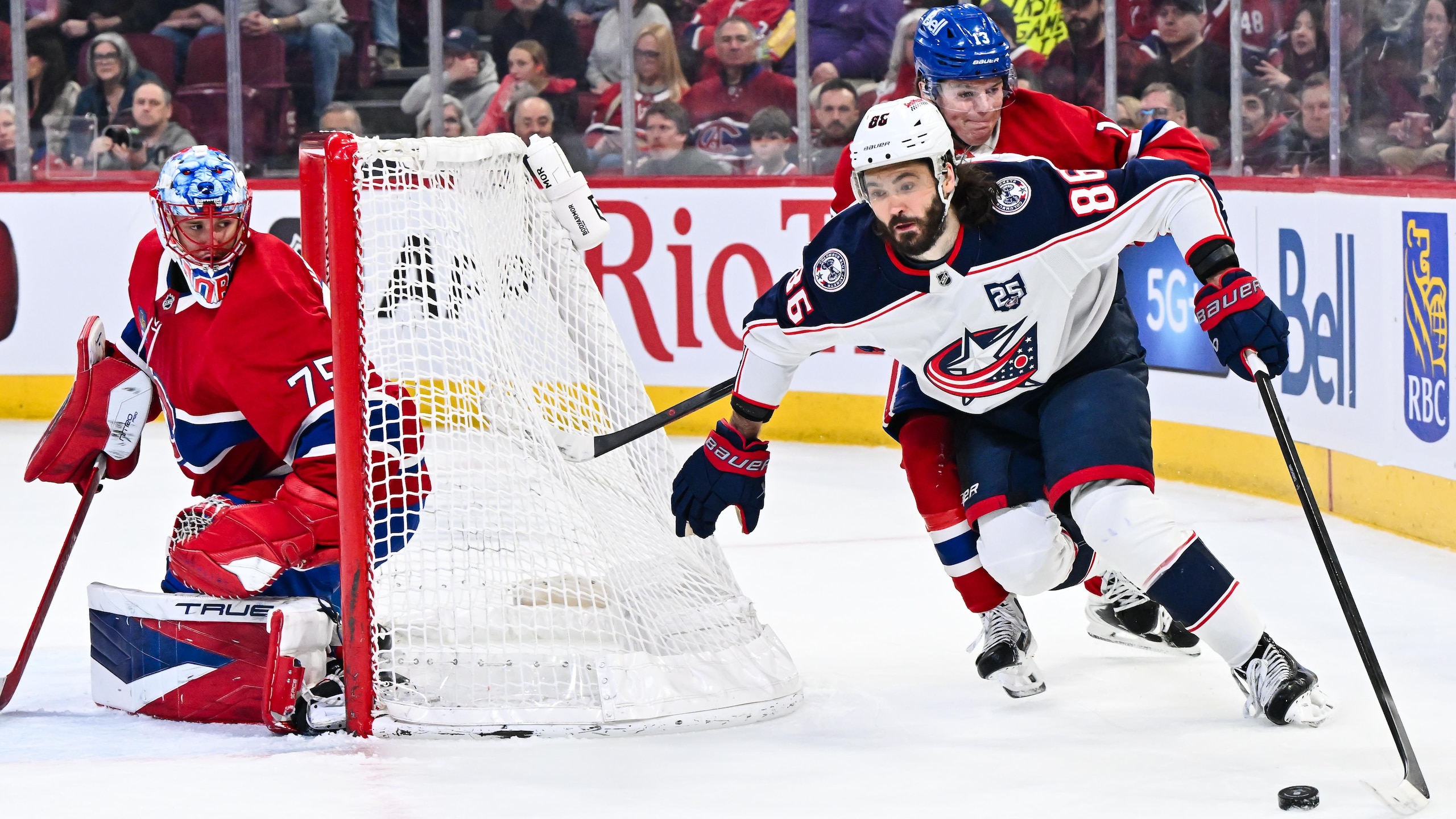 Columbus Blue Jackets v Montreal Canadiens