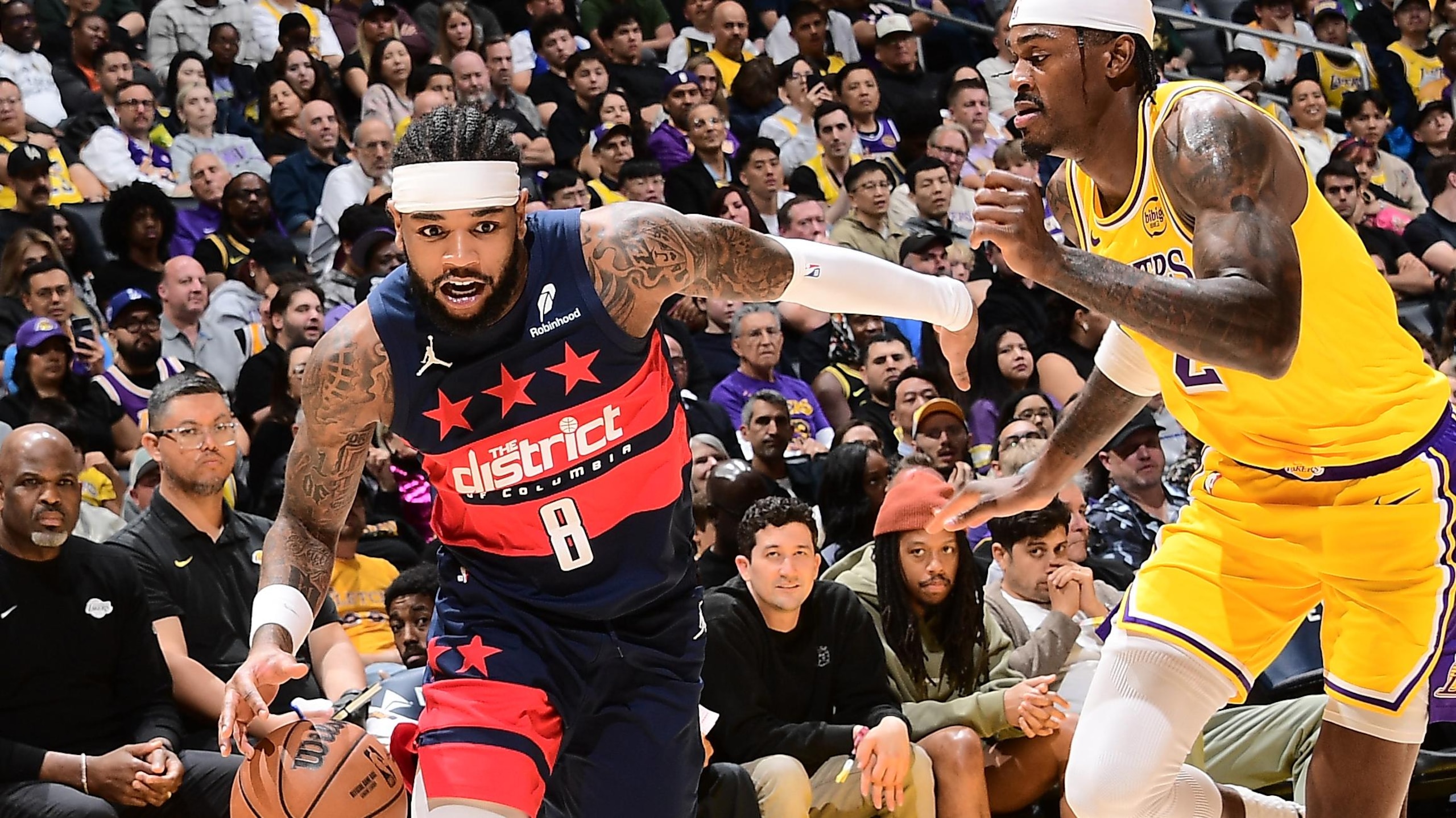 Washington Wizards v Los Angeles Lakers
