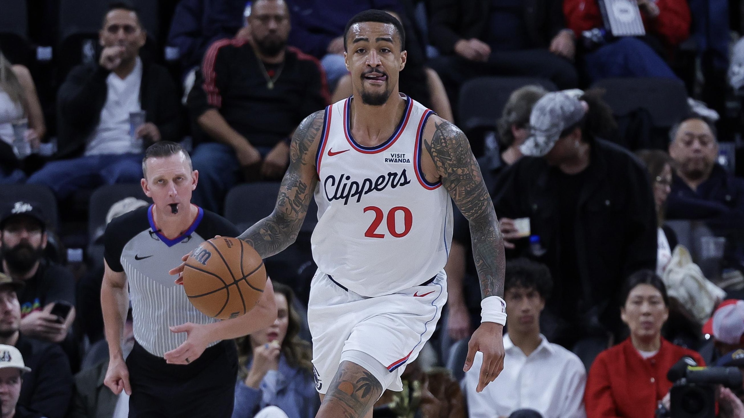 Golden State Warriors v Los Angeles Clippers