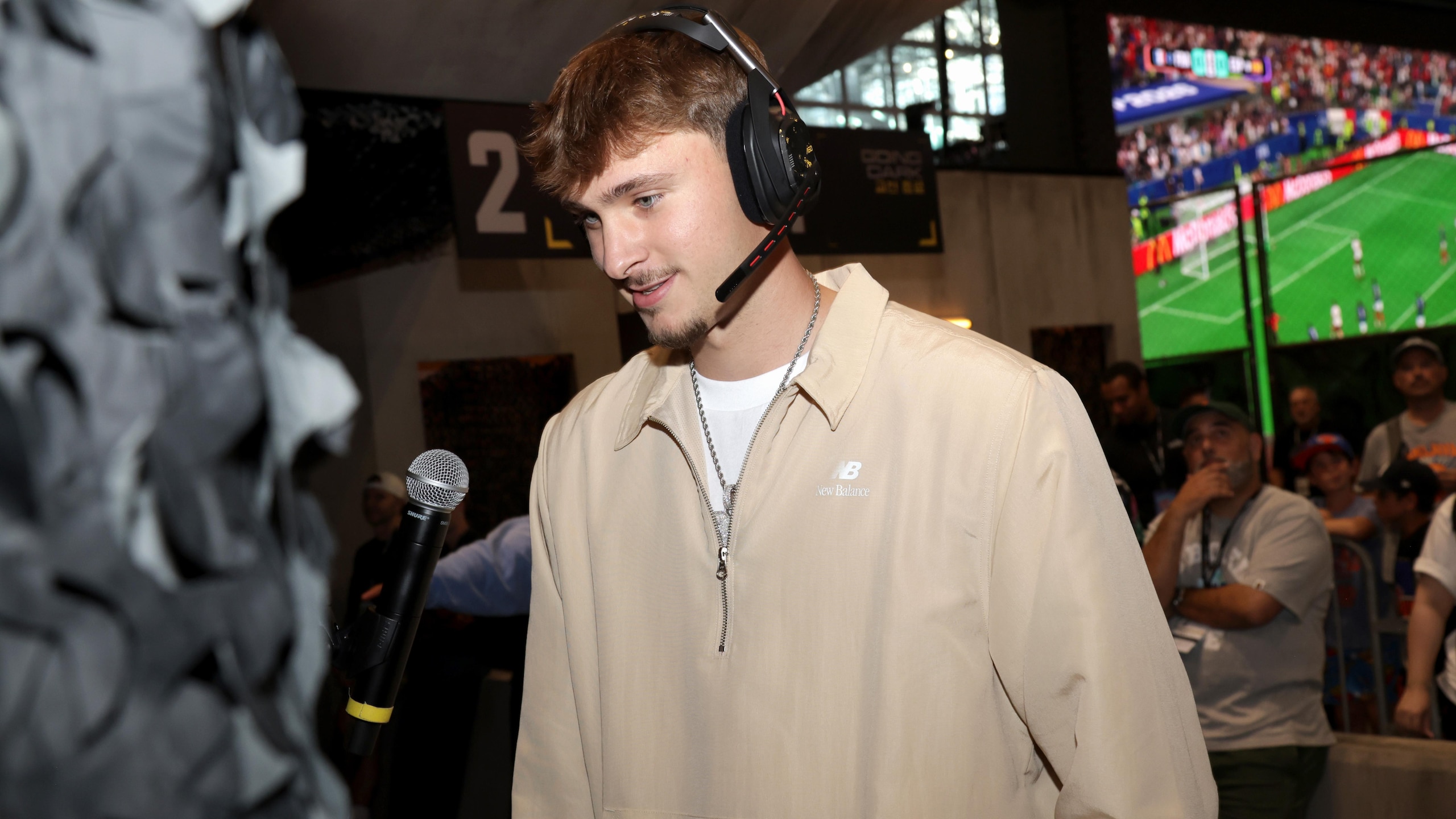 Call Of Duty: Modern Warfare 4 Grudge Match With Cooper Flagg And Jeremiyah Love At Fanatics Fest