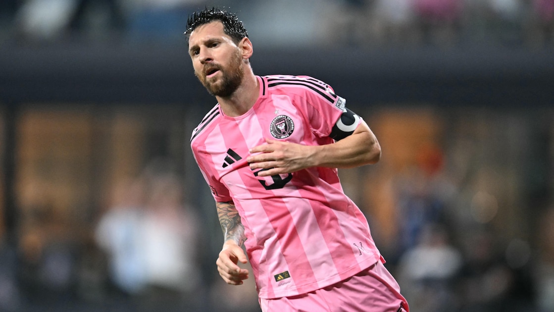 Argentina to Honor Lionel Messi With Minute's Applause in All Matches After International Retirement - Bleacher Report