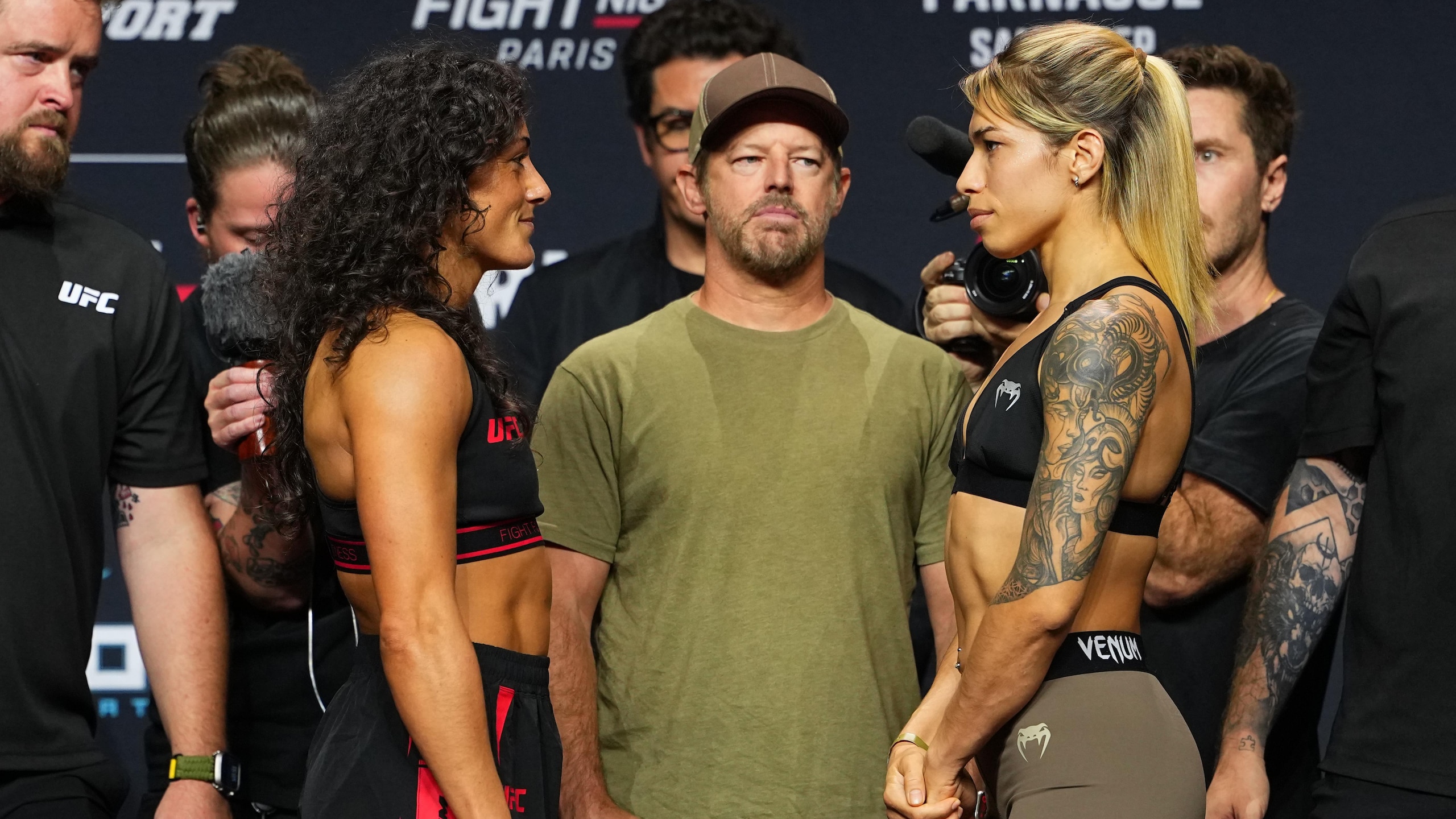 UFC Fight Night: Hooker vs Parnasse Ceremonial Weigh-in