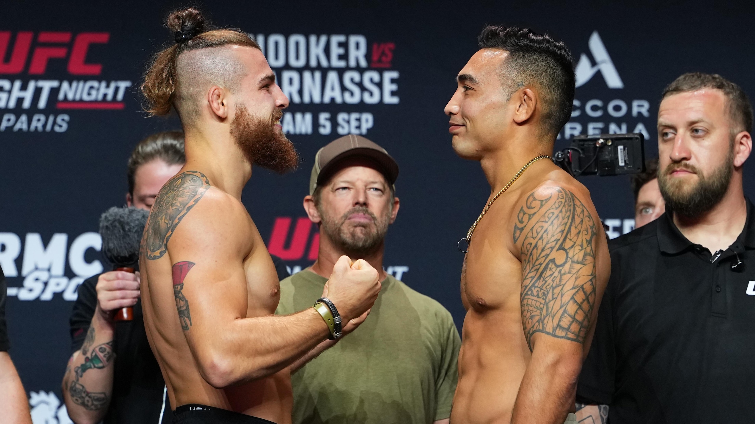 UFC Fight Night: Hooker vs Parnasse Ceremonial Weigh-in