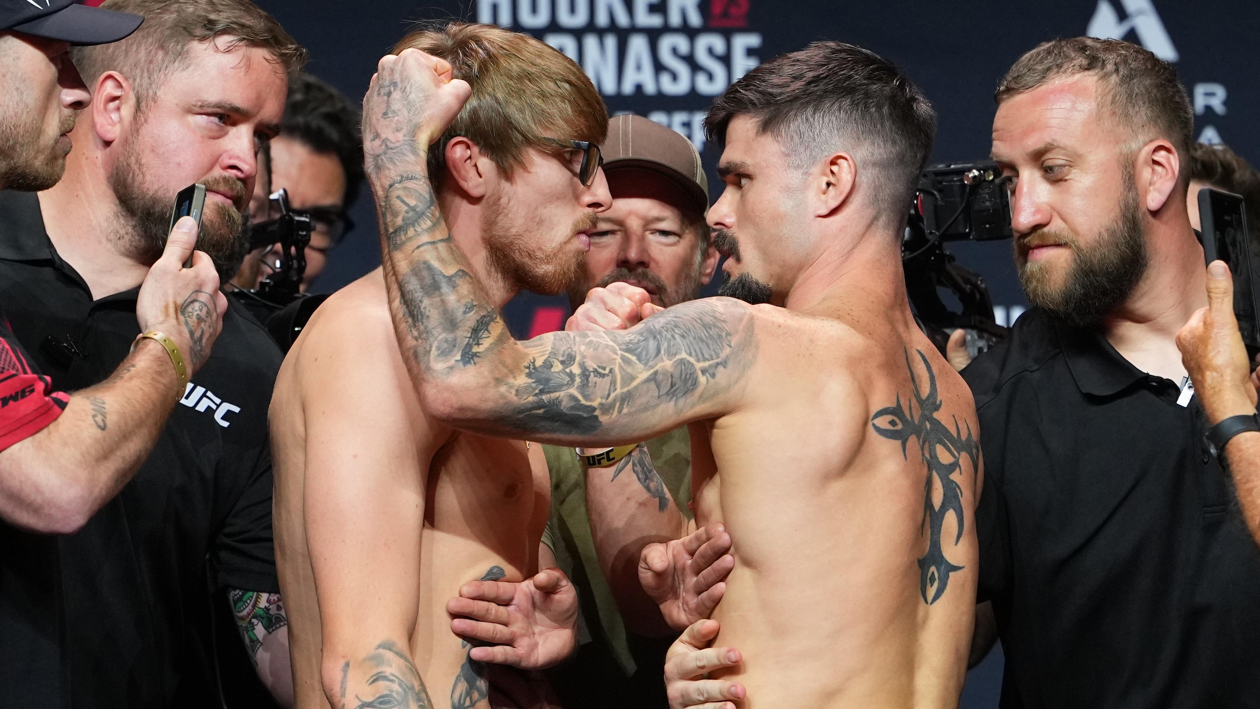UFC Fight Night: Hooker vs Parnasse Ceremonial Weigh-in