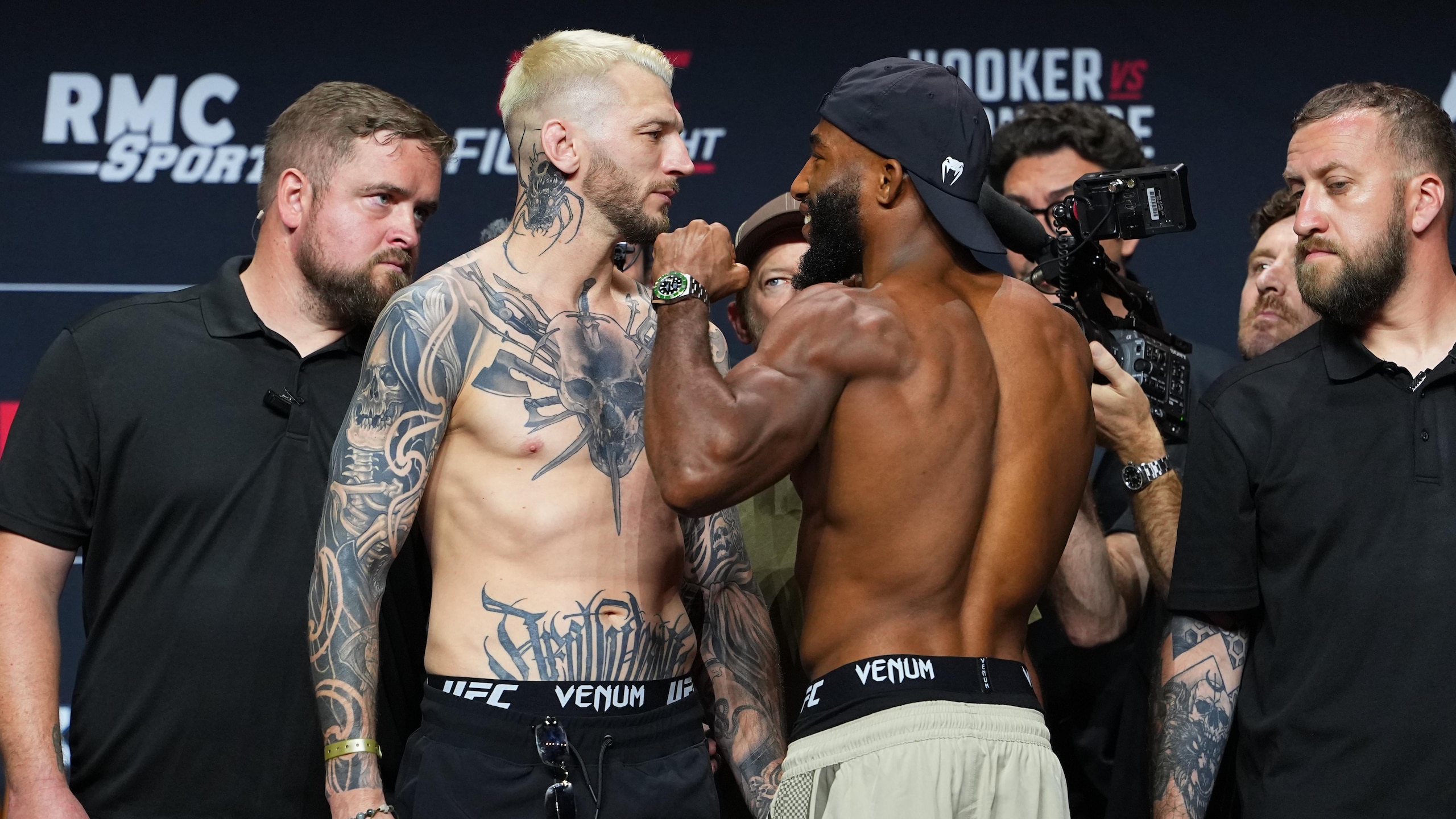 UFC Fight Night: Hooker vs Parnasse Ceremonial Weigh-in