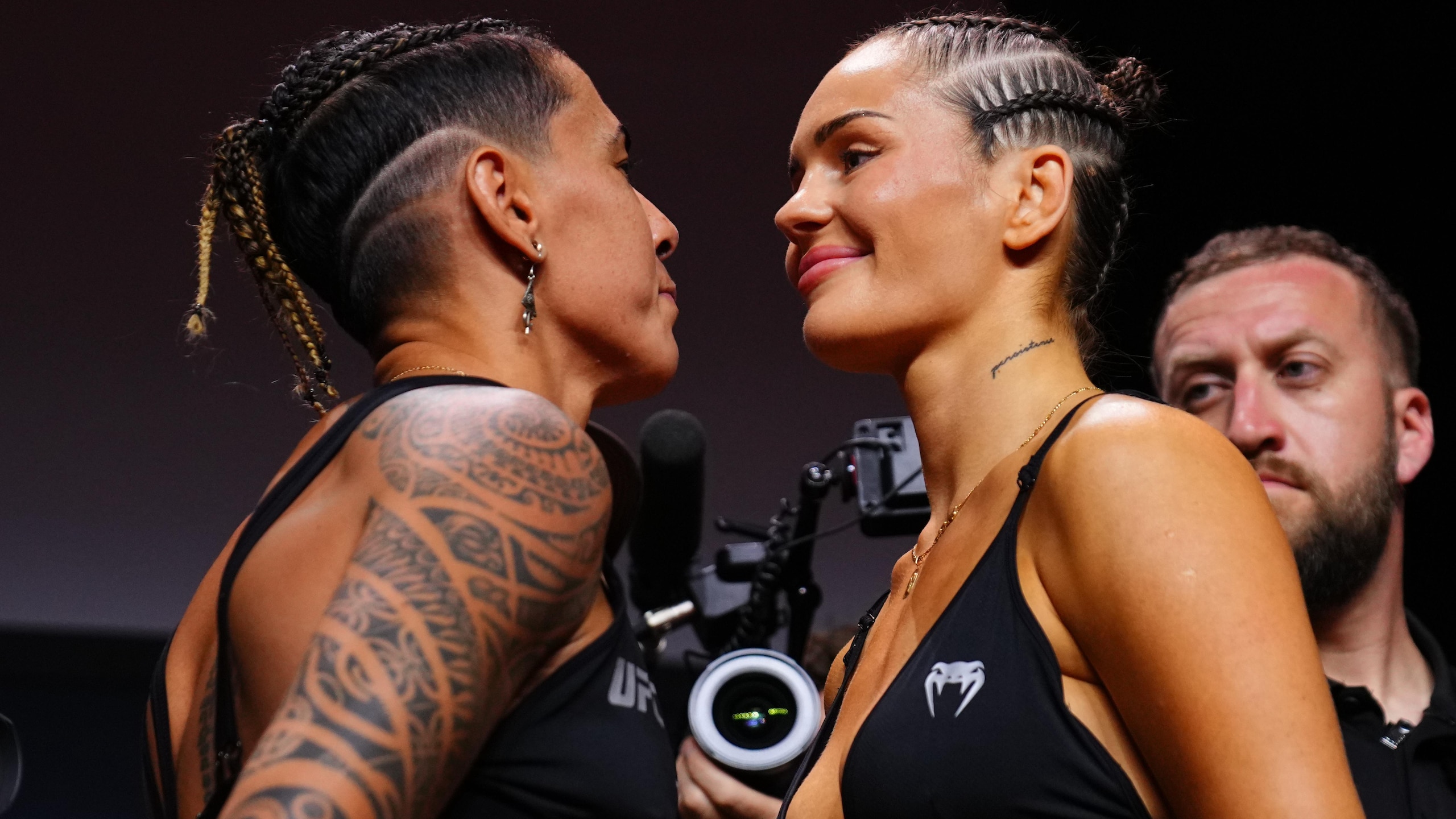 UFC Fight Night: Hooker vs Parnasse Ceremonial Weigh-in