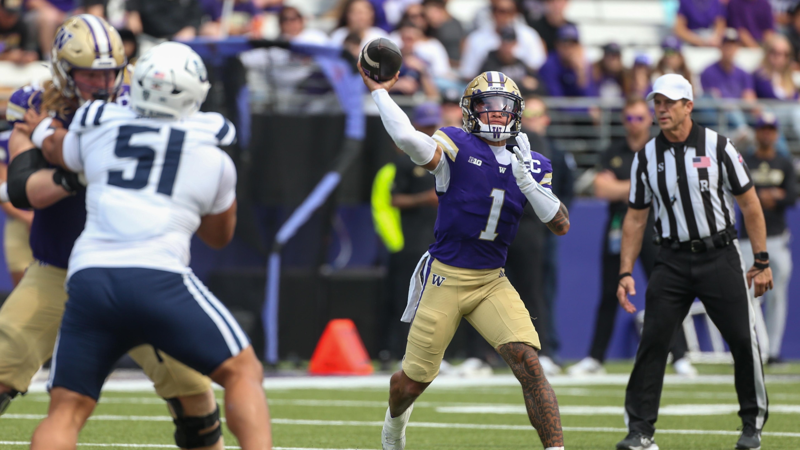 COLLEGE FOOTBALL: SEP 12 Utah State at Washington