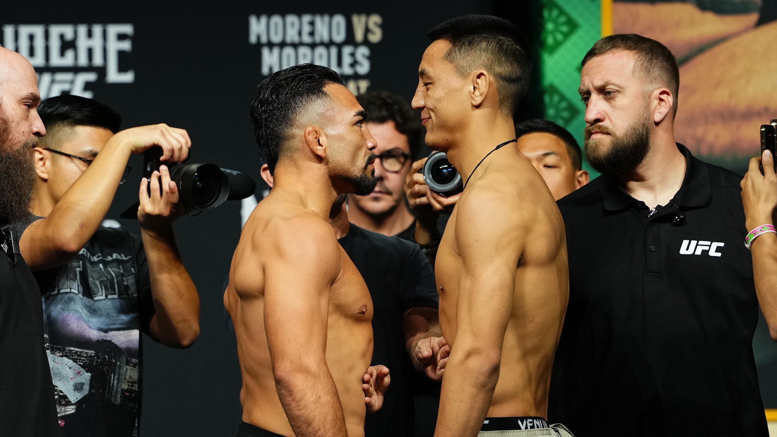 Noche UFC: Silva v Delgado - Ceremonial Weigh-in Noche UFC: Silva v Delgado - Ceremonial Weigh-in