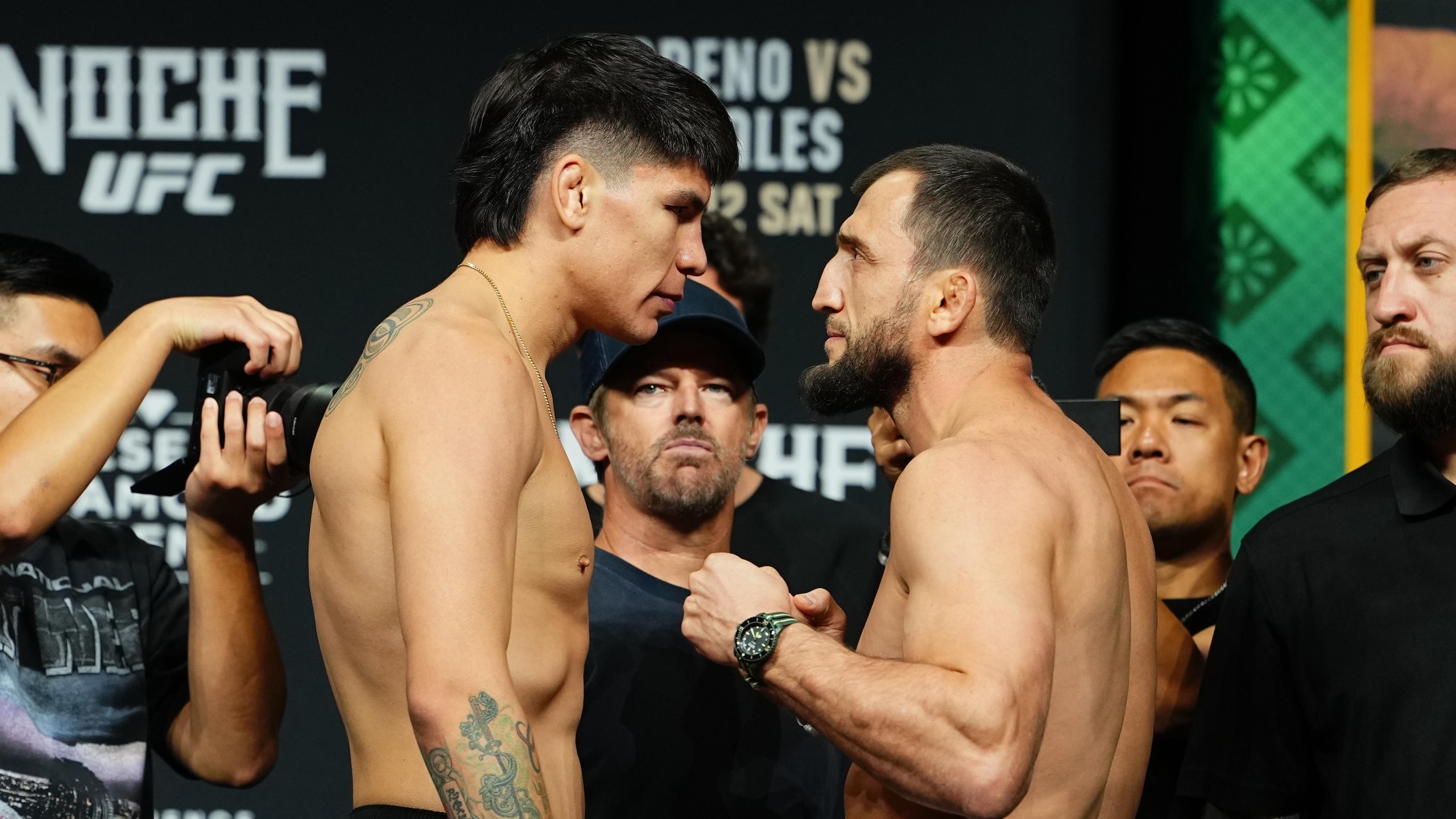 Noche UFC: Silva v Delgado - Ceremonial Weigh-in Noche UFC: Silva v Delgado - Ceremonial Weigh-in