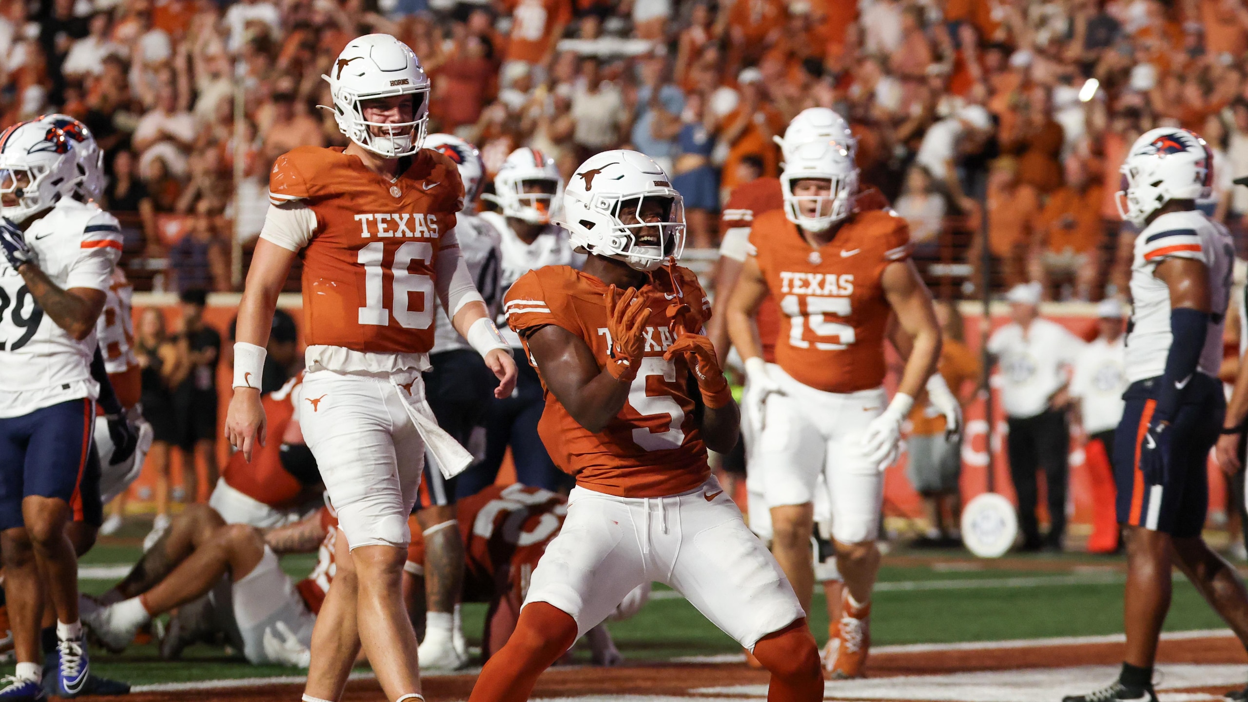 COLLEGE FOOTBALL: SEP 19 UTSA at Texas