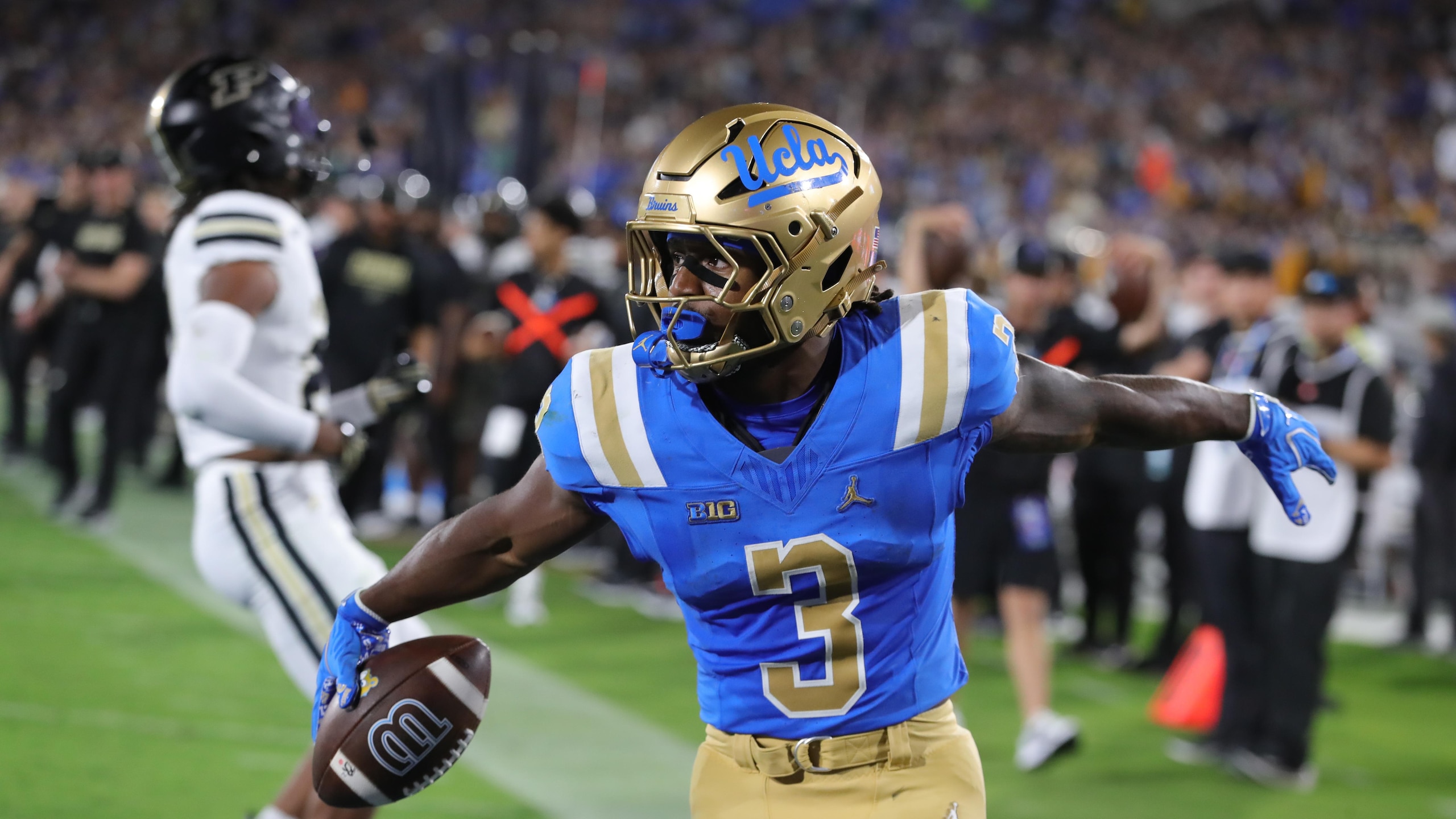 COLLEGE FOOTBALL: SEP 19 Purdue at UCLA