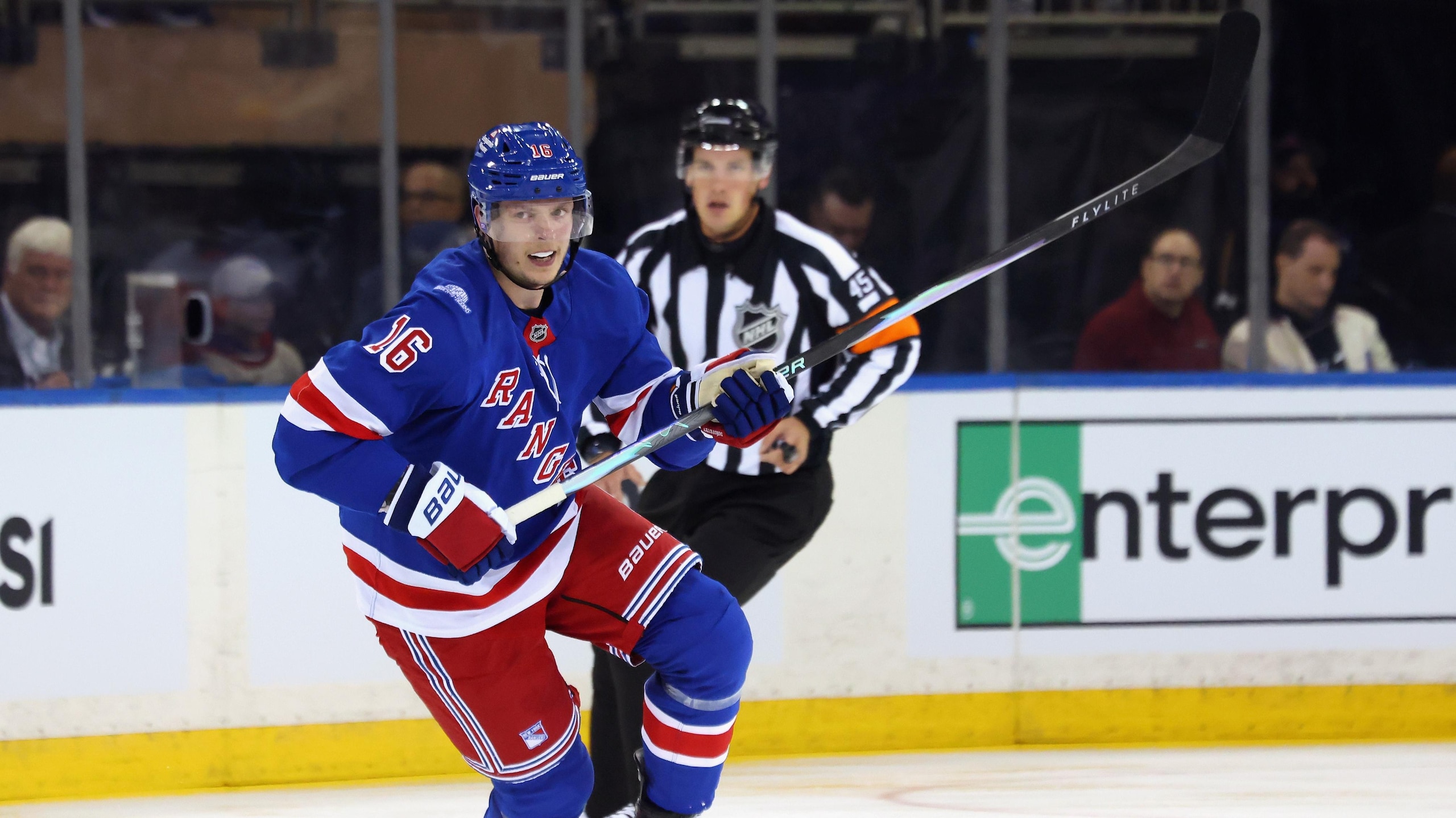 New York Islanders v New York Rangers