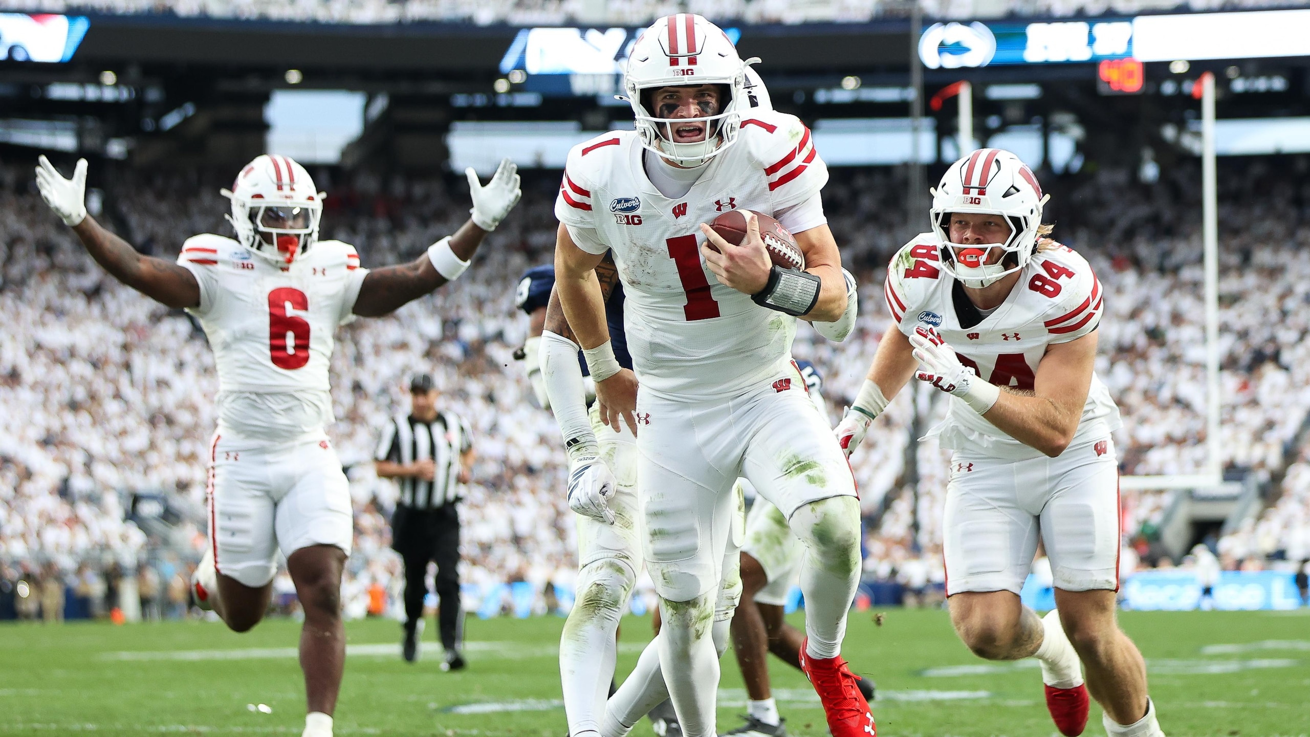 Wisconsin v Penn State