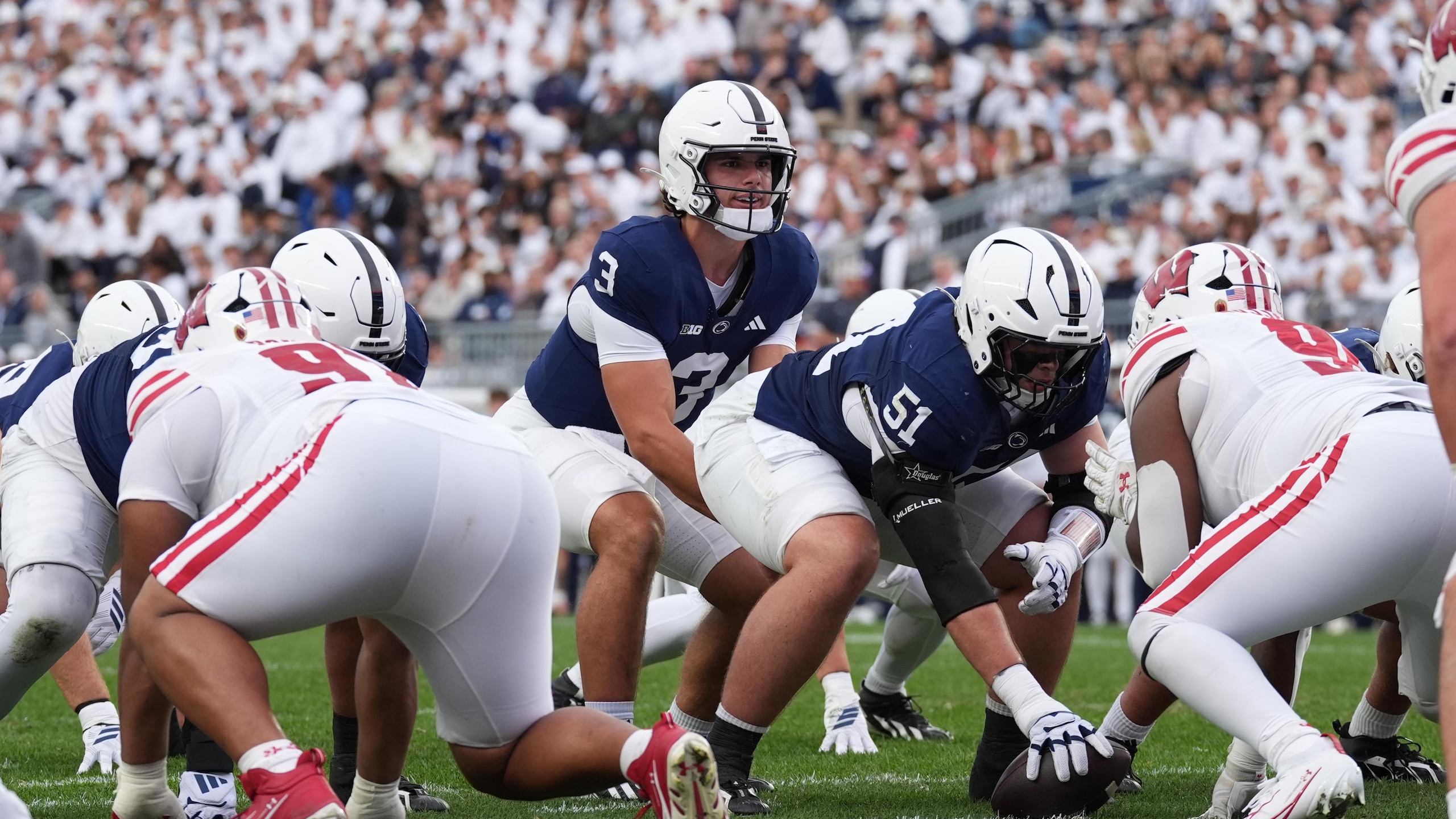 COLLEGE FOOTBALL: SEP 26 Wisconsin at Penn State