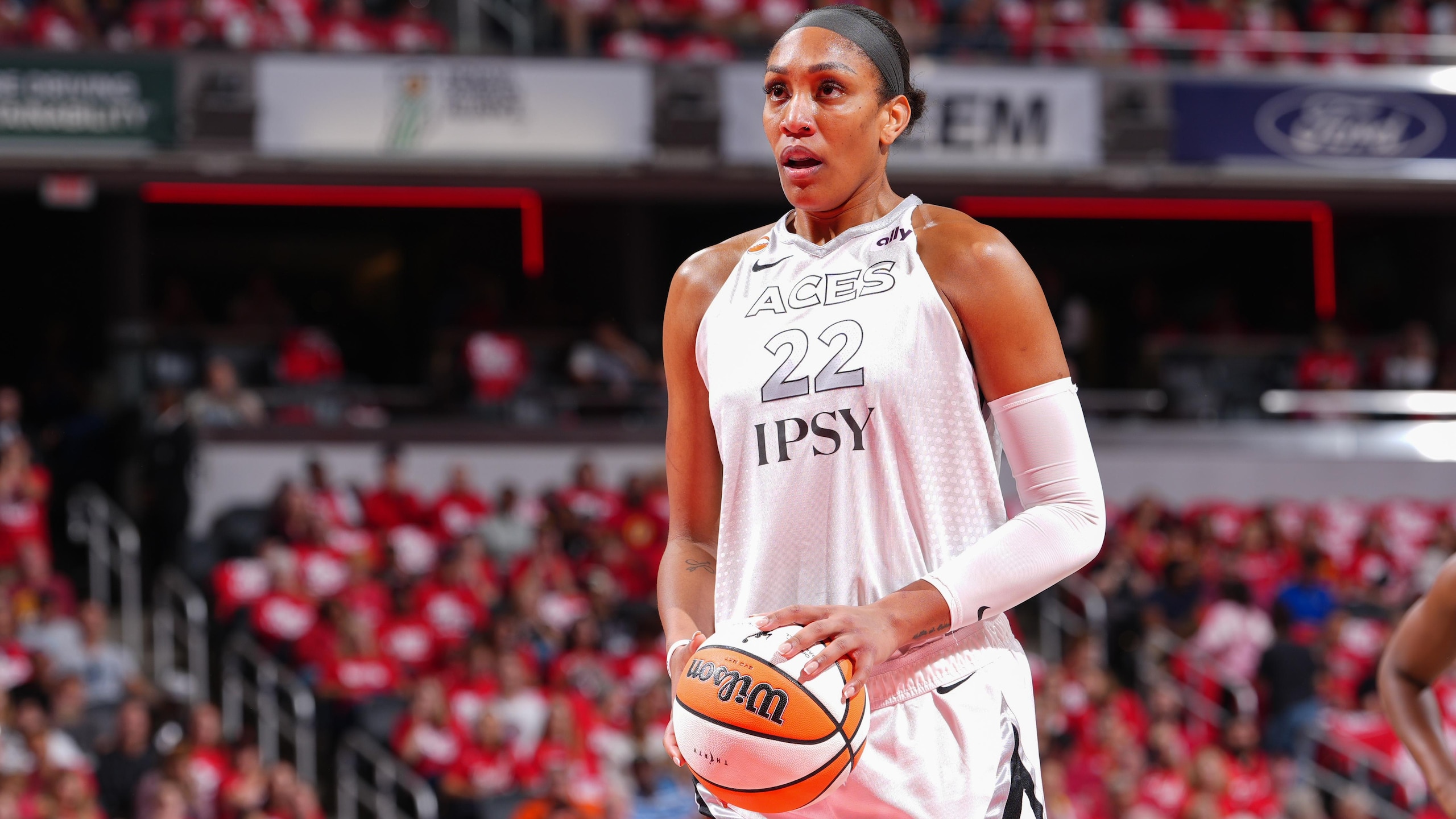 Las Vegas Aces v Indiana Fever - Game Two